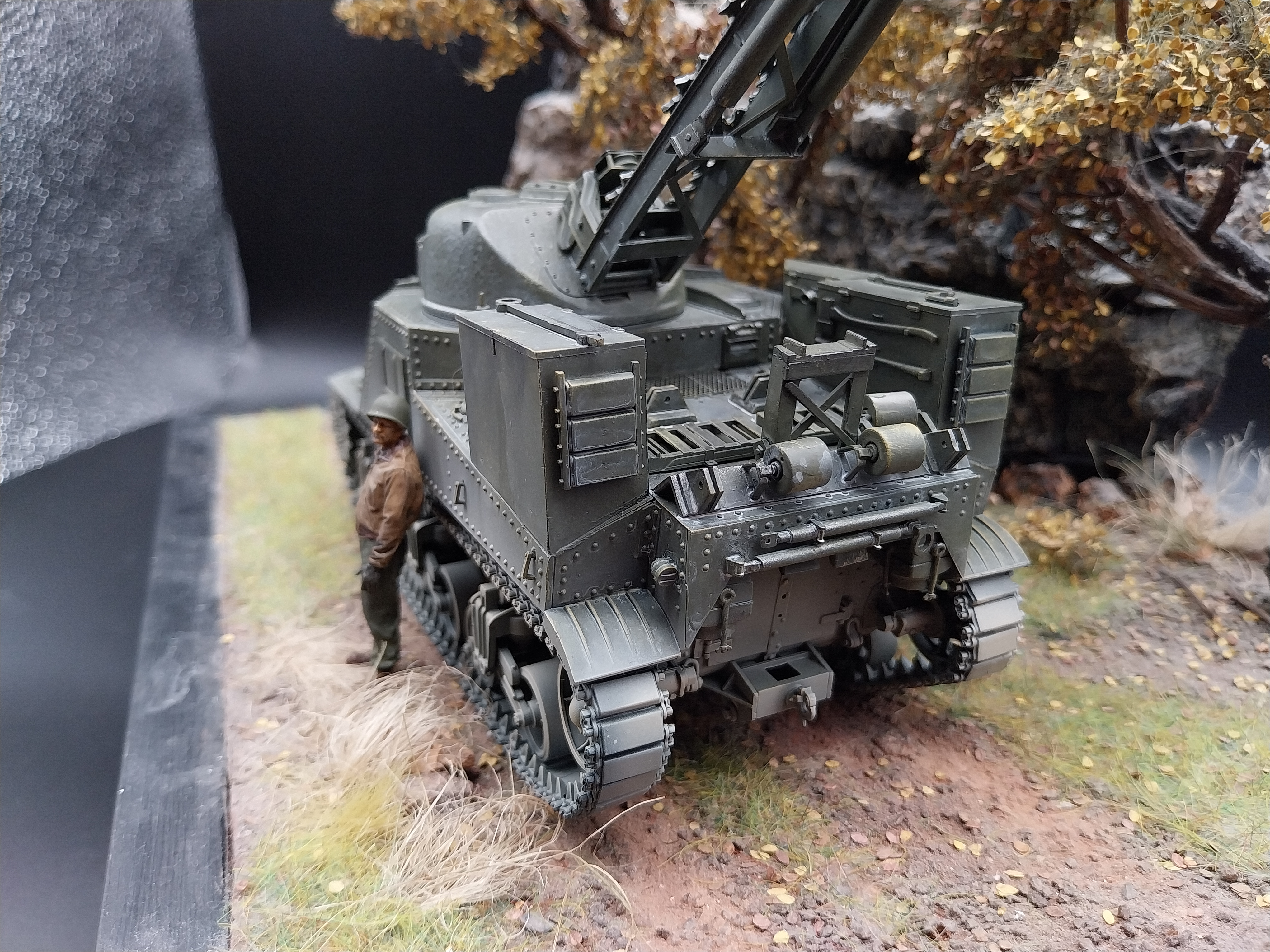 (Pre-Order) Takom 2088 US Tank M31 Recovery Vehicle 1:35 Built & Painted
