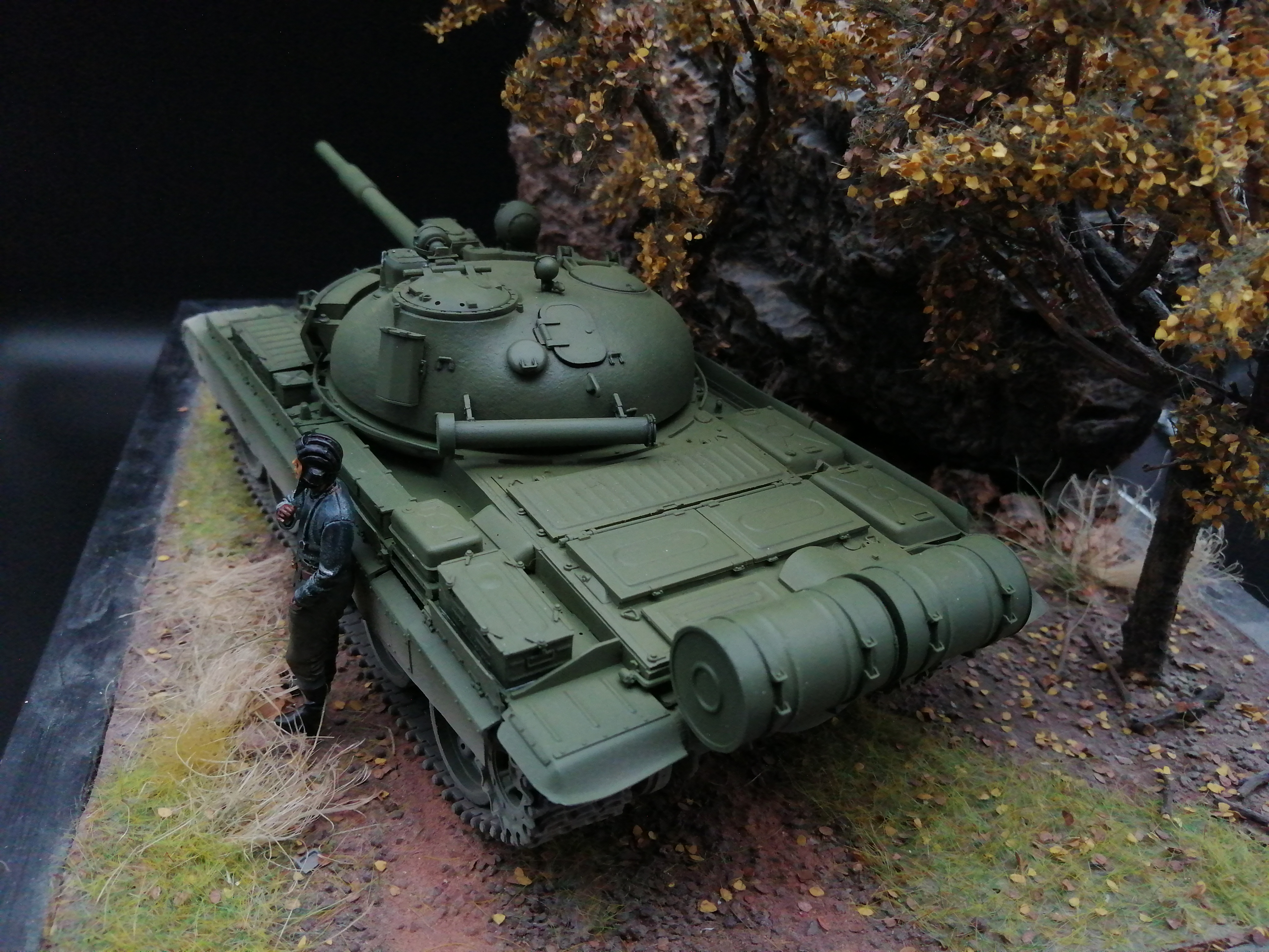 Trumpeter 07148 Russian T-62 BDD Mod.1984 1:35 Built & Painted