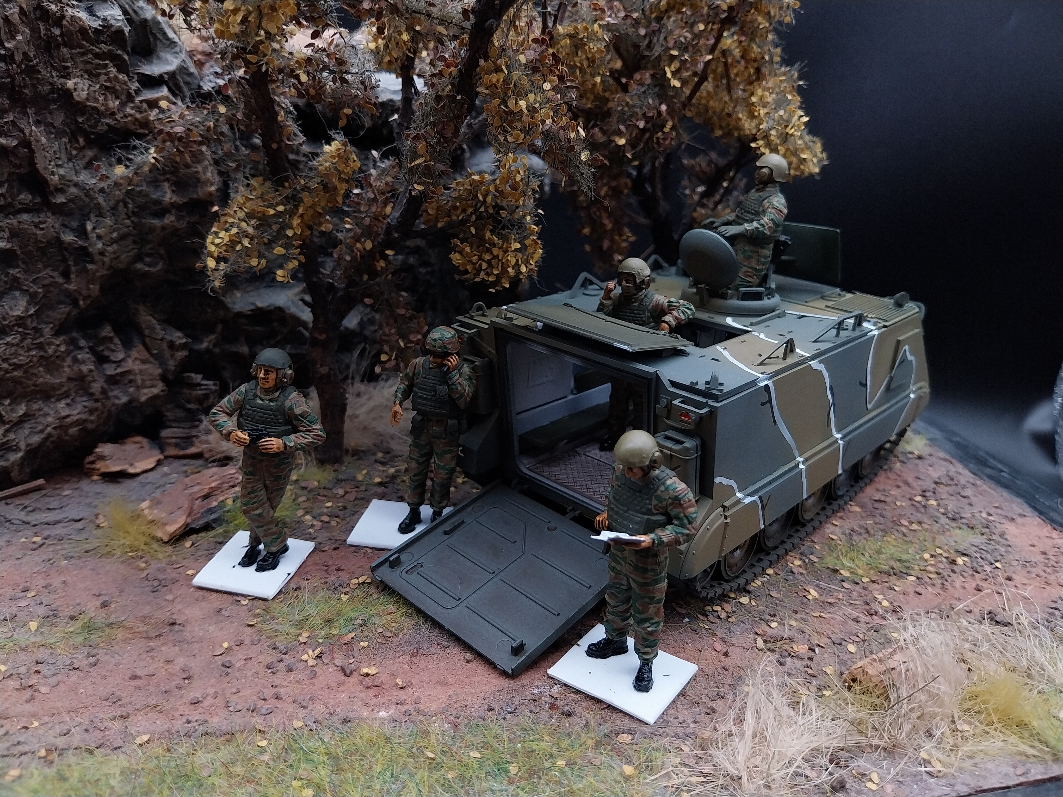 (Pre-Order) Tamiya - U.S. M113 with Greek crew camo 1:35 Built & Painted