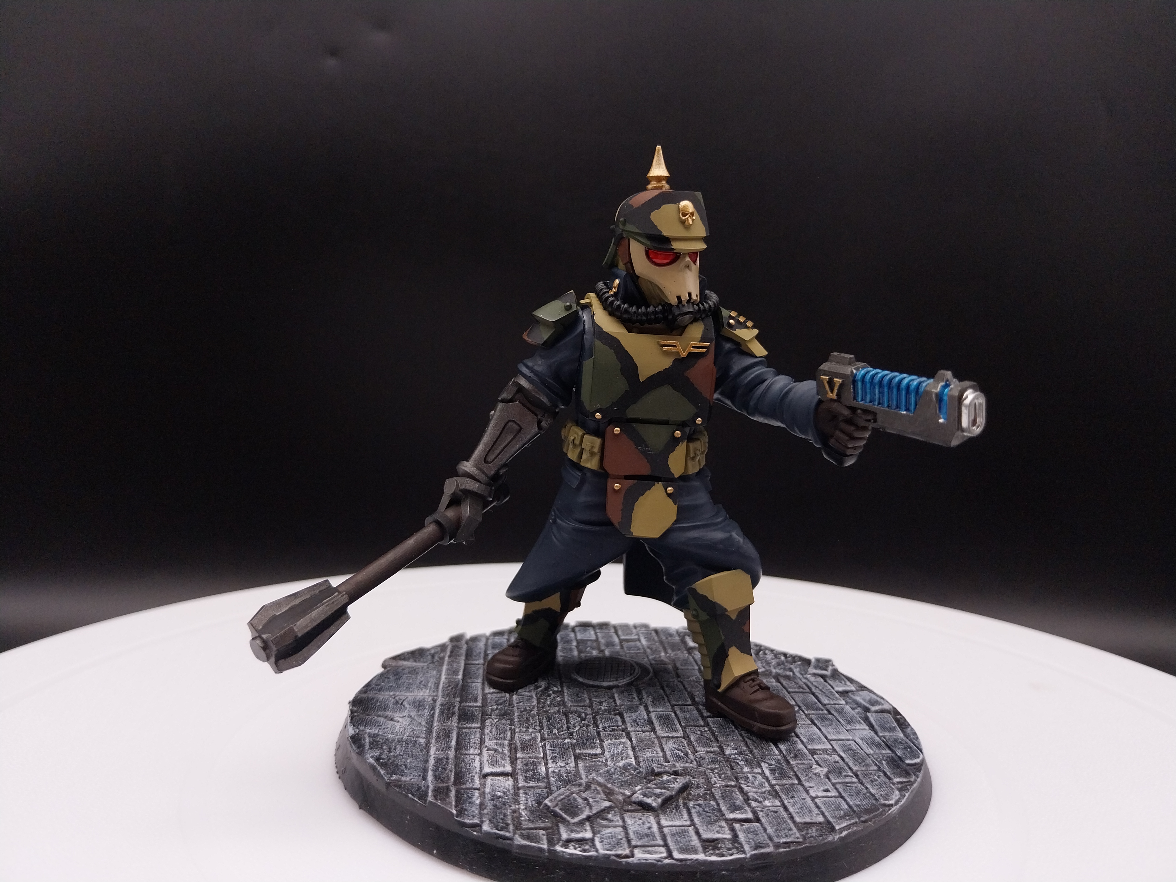 Warhammer 40k Death Korps Grenadier with camo. Commission work in 1/16 scale.
