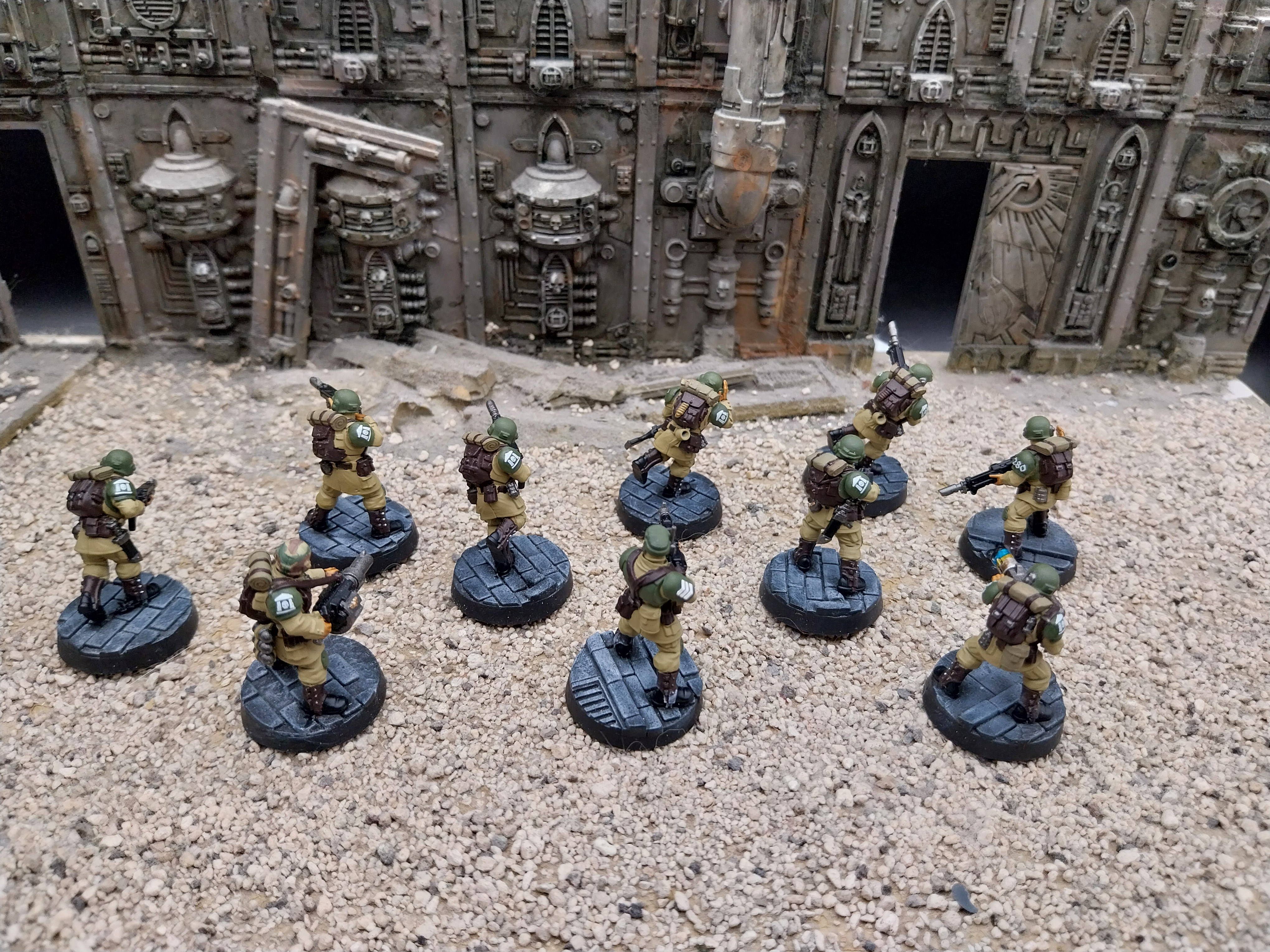 warhammer 40k Cadian Shock Troops Squad 10x models Built & Painted