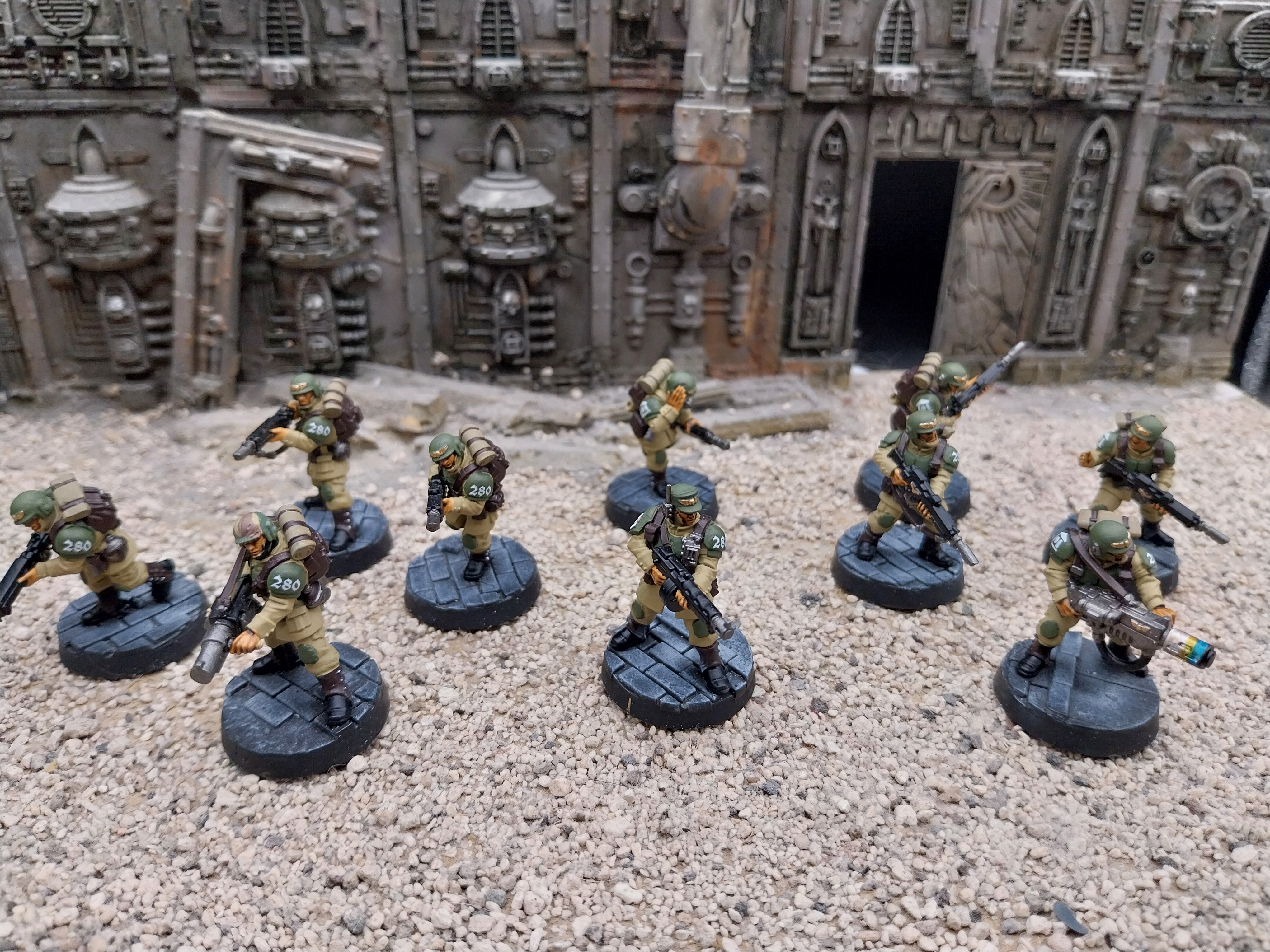 warhammer 40k Cadian Shock Troops Squad 10x models Built & Painted