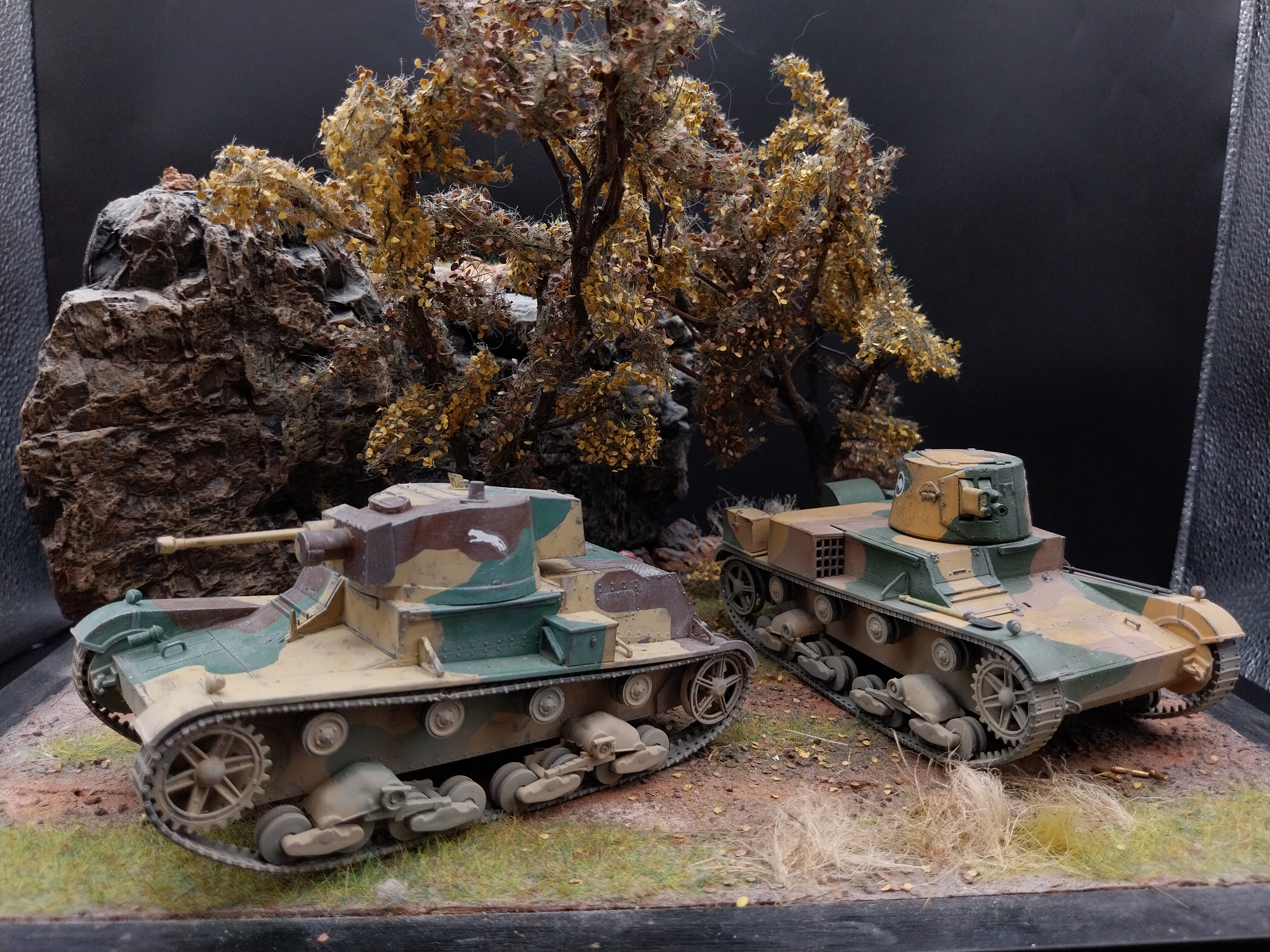 Mirage Hobby 35304 and 35301 7TP Vickers E Mk. Light Tank 1:35 Built & Painted