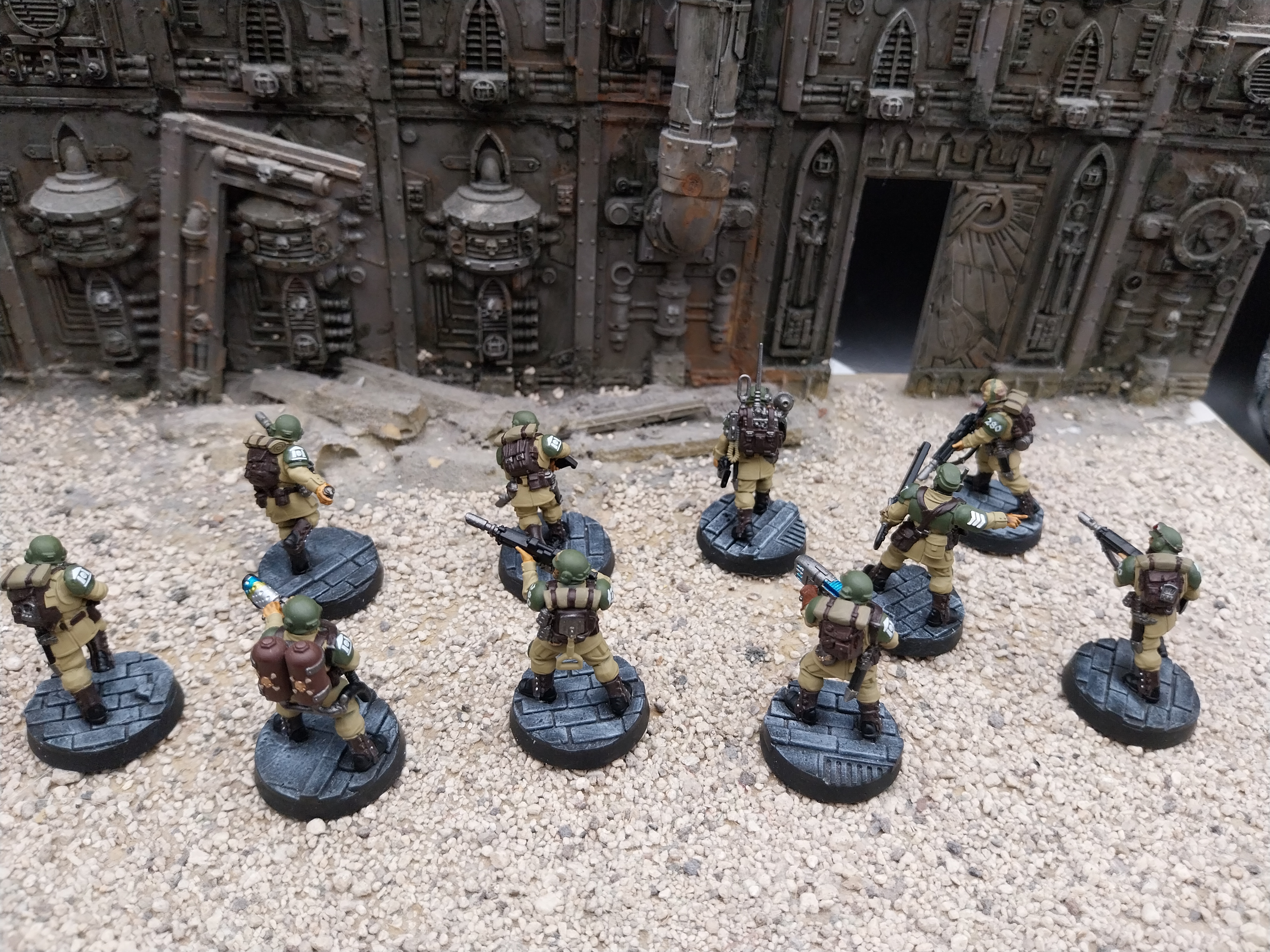 warhammer 40k Cadian Shock Troops Squad 10x models Built & Painted