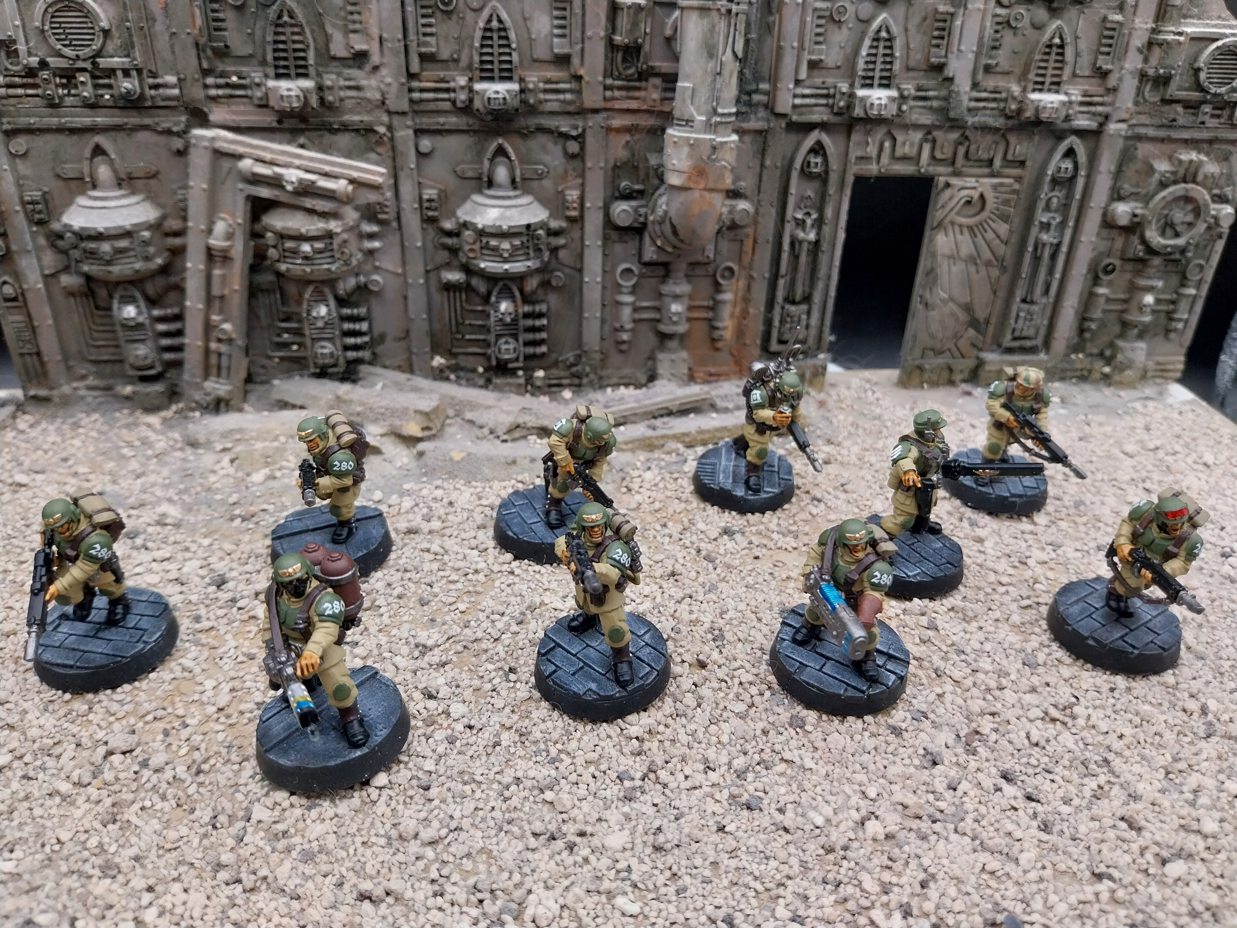 warhammer 40k Cadian Shock Troops Squad 10x models Built & Painted