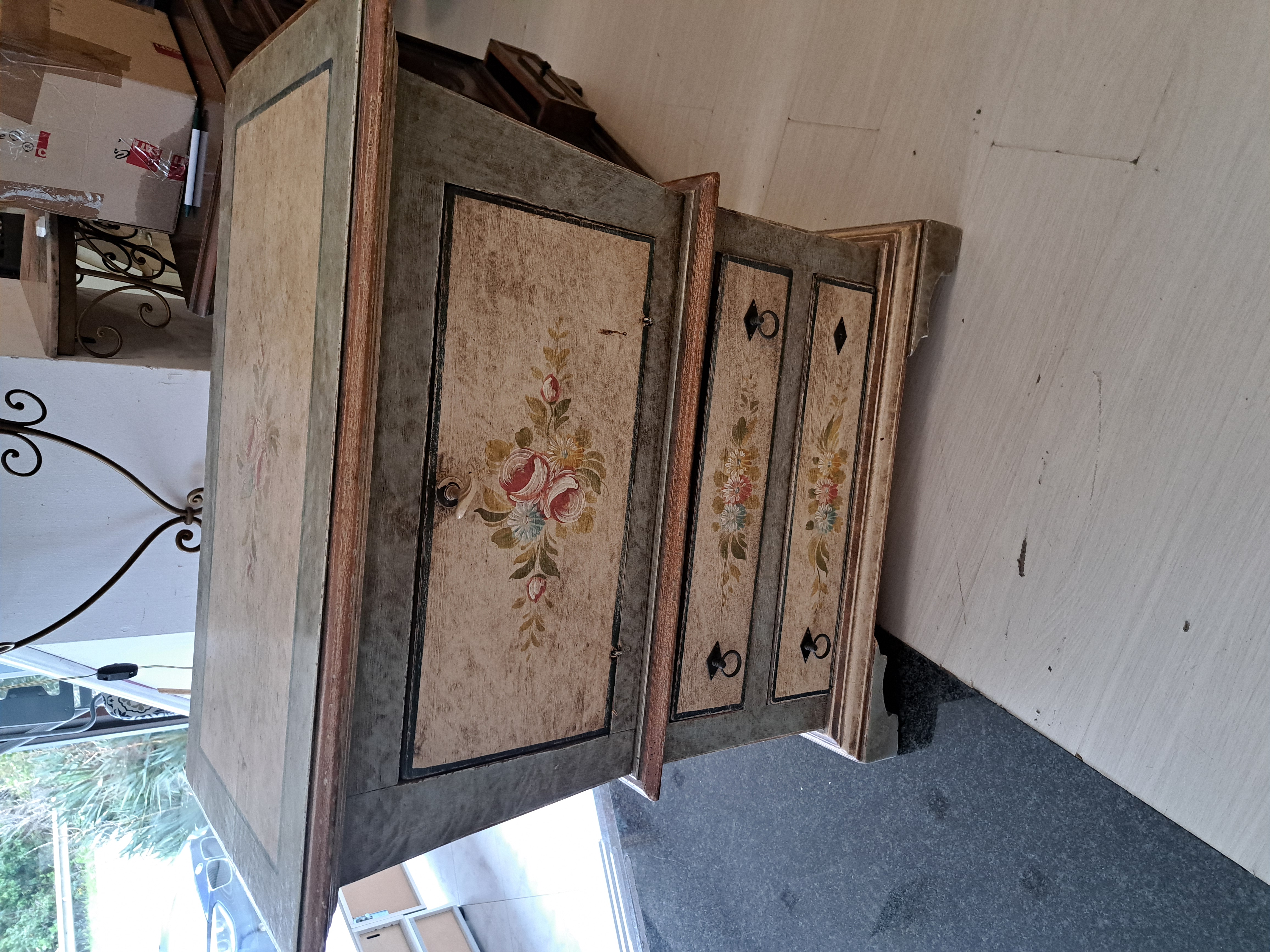 Madia apertura dal davanti