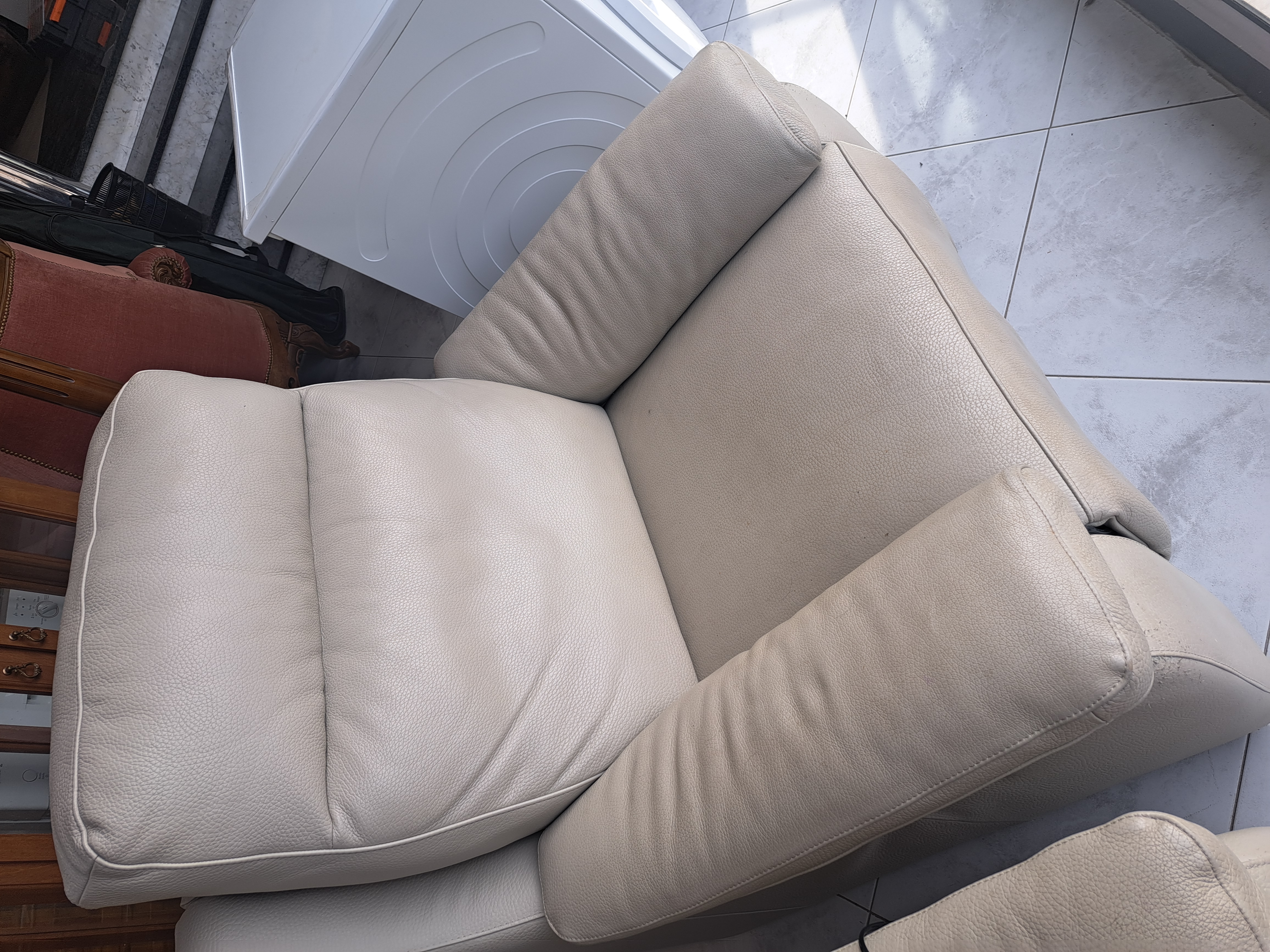 Poltrona in pelle MOTORIZZATA