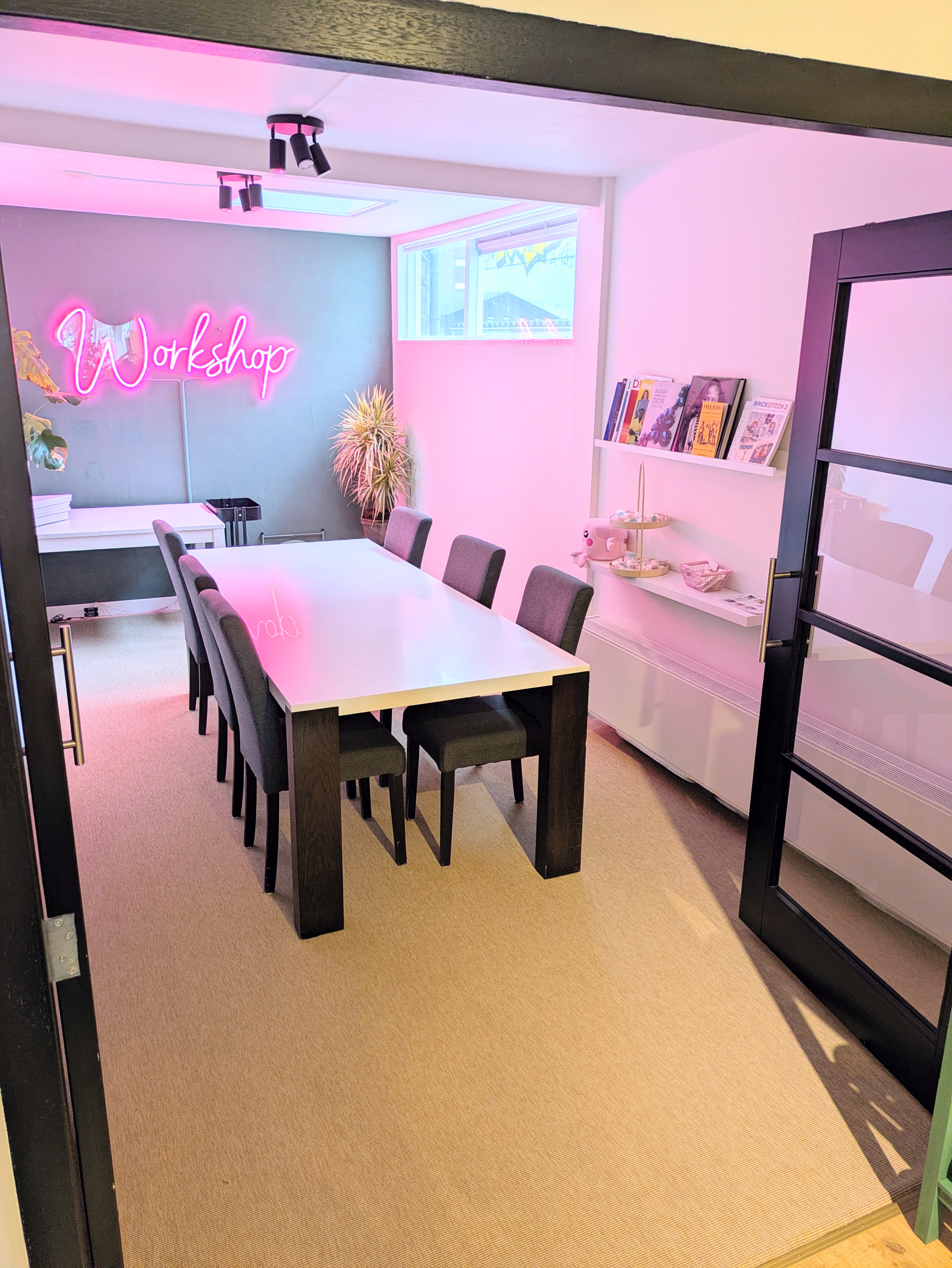 Rent the space for 1 hour