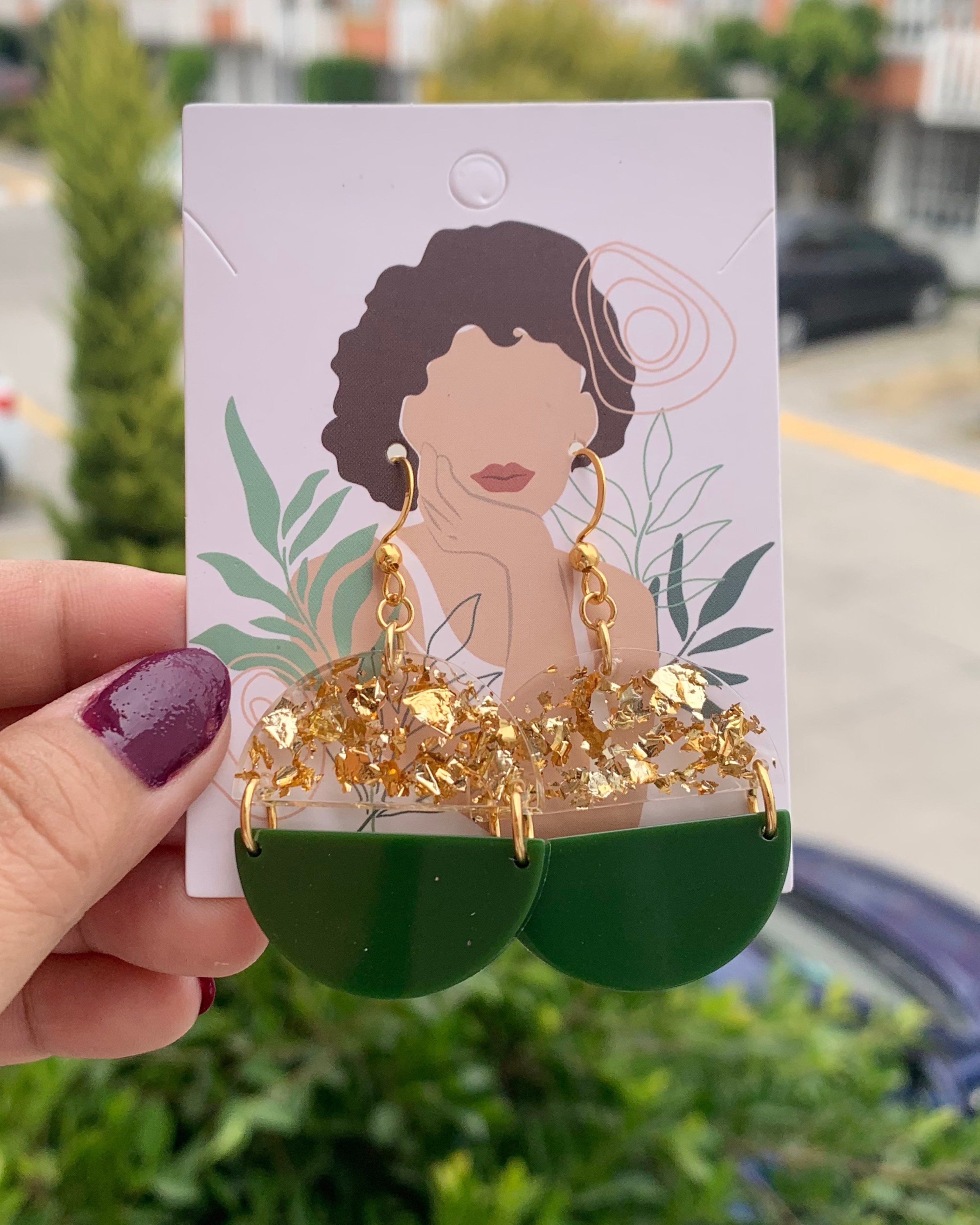 Aretes de bisutería (color personalizable)