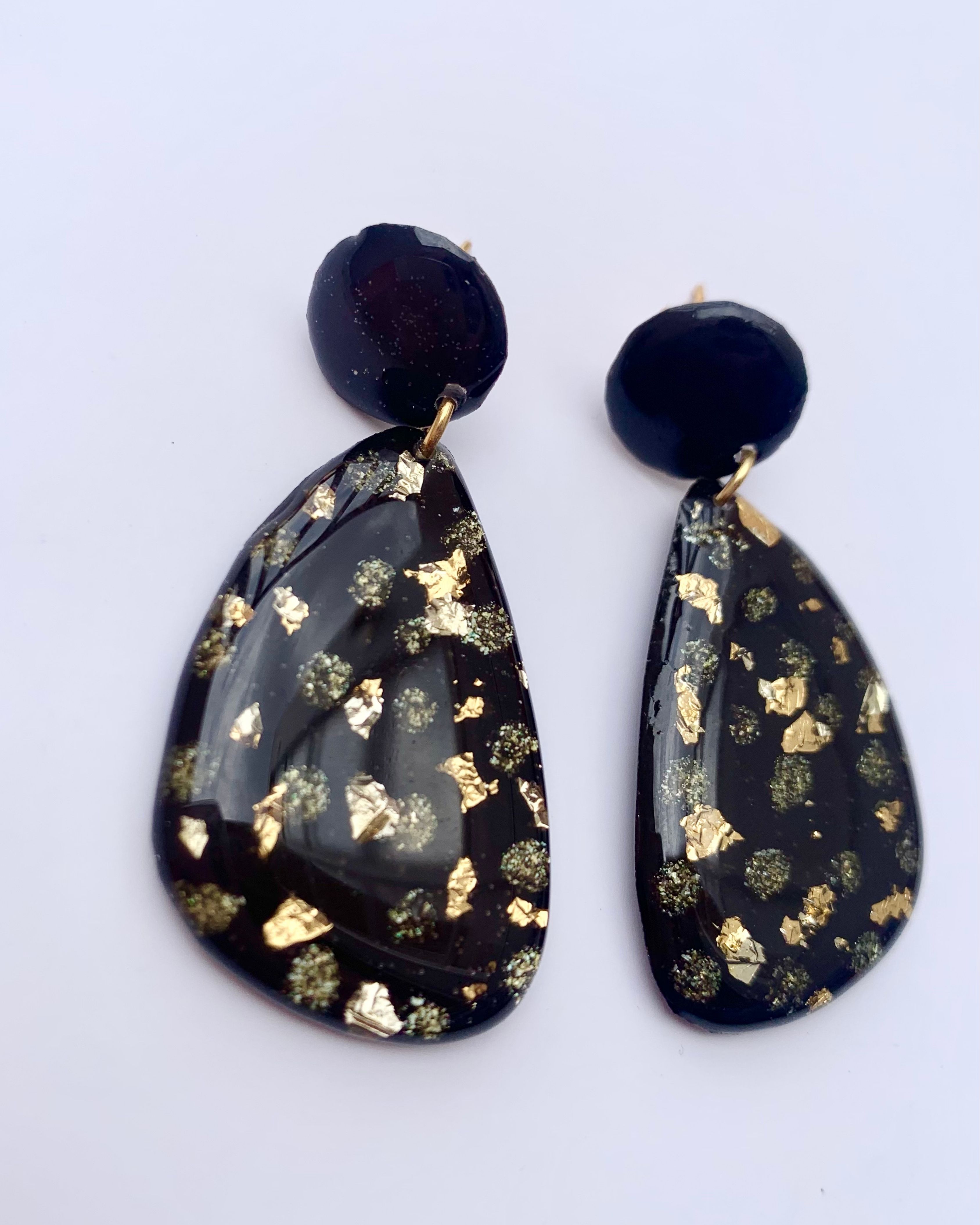 Pendientes de resina