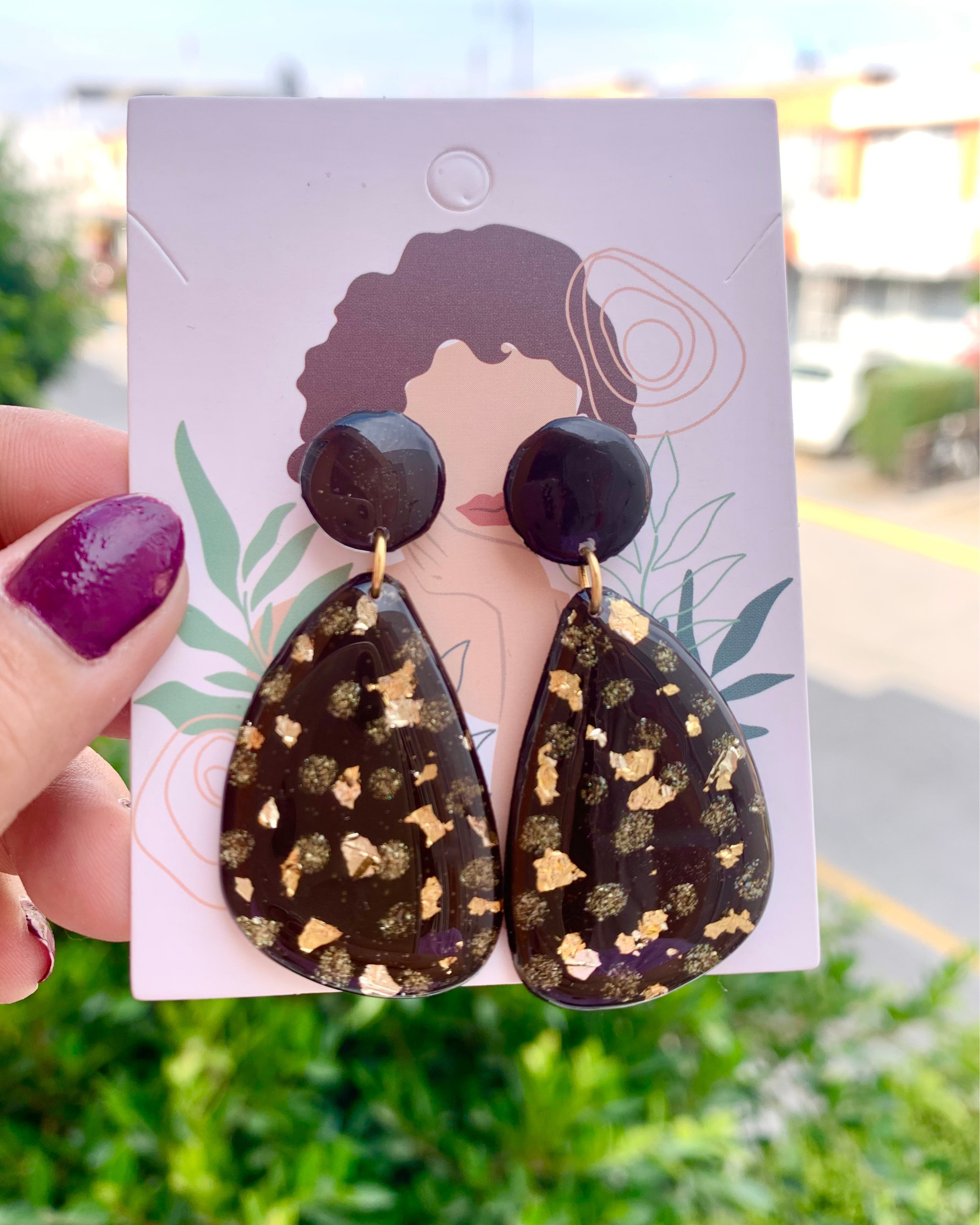 Pendientes de resina