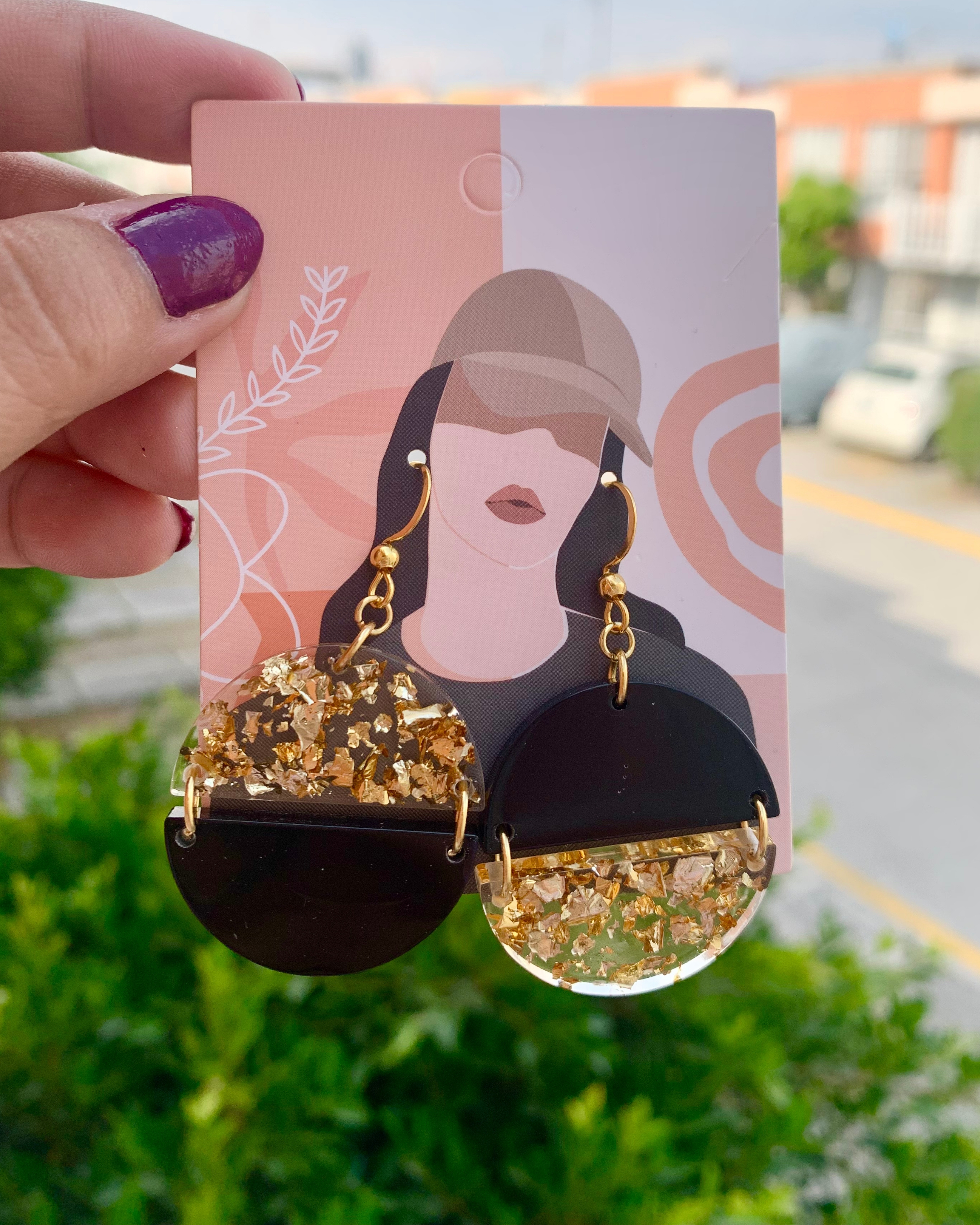 Pendientes colgantes modernos (color personalizable)