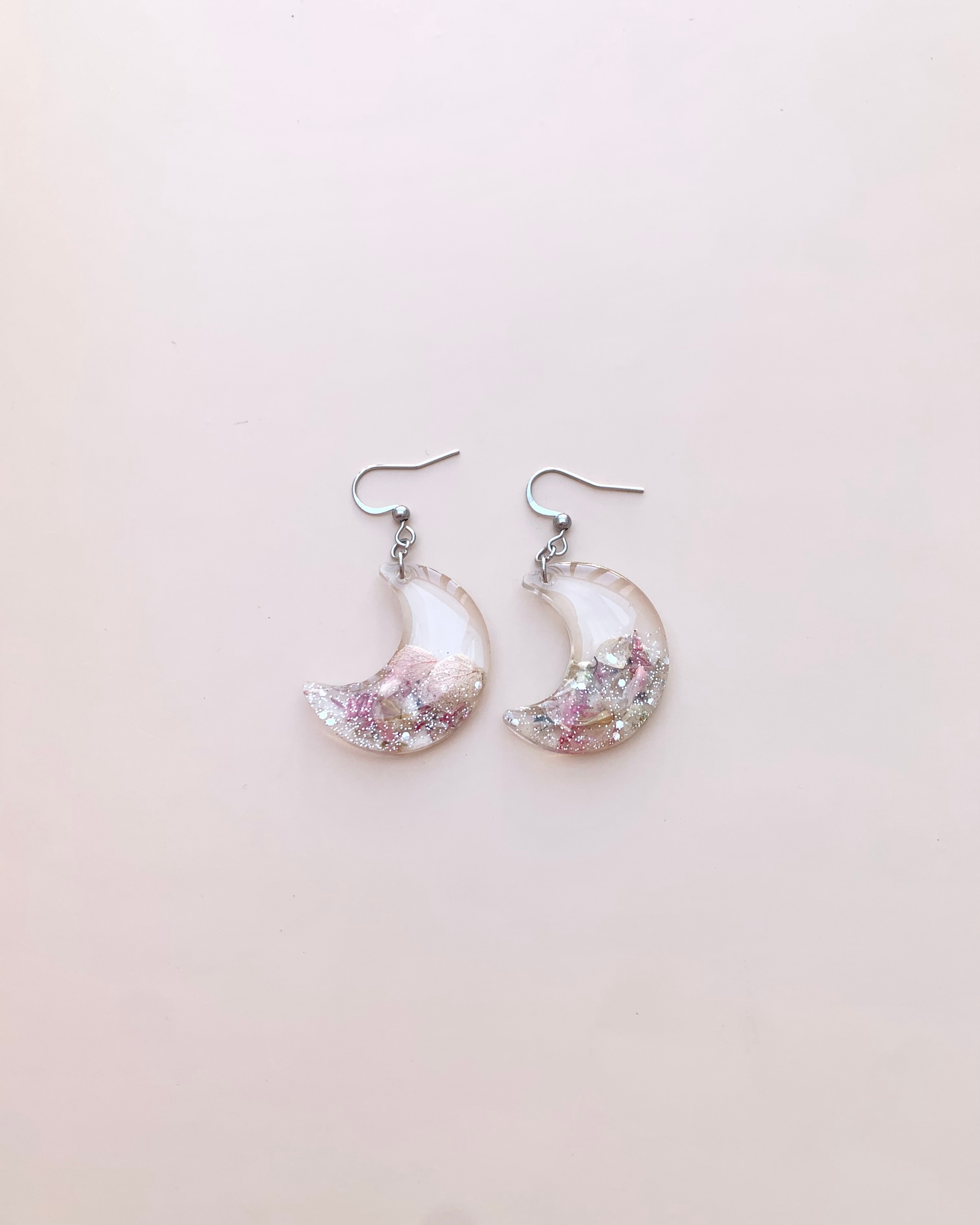Pendientes de Luna con flor