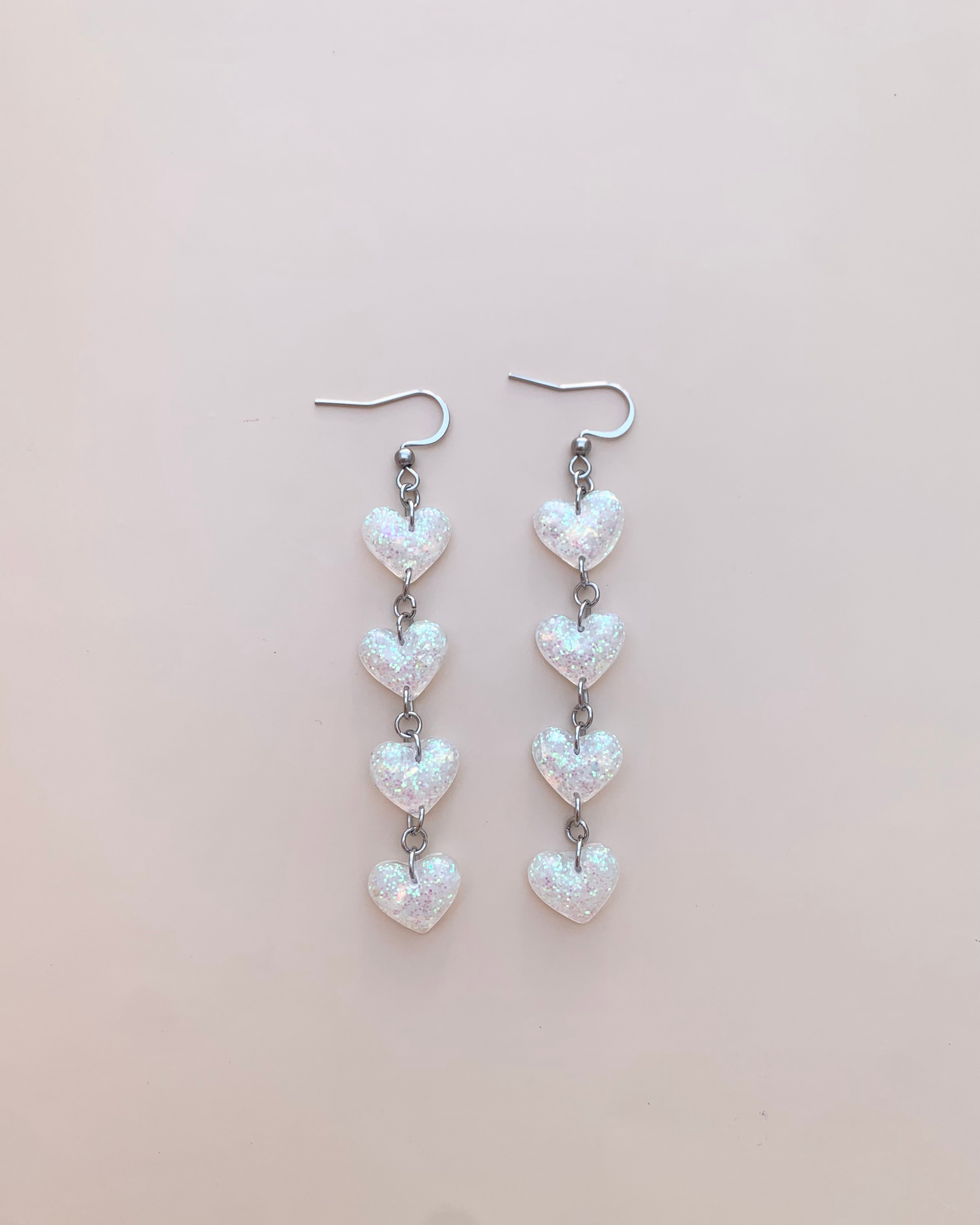 Pendientes con corazones brillantes