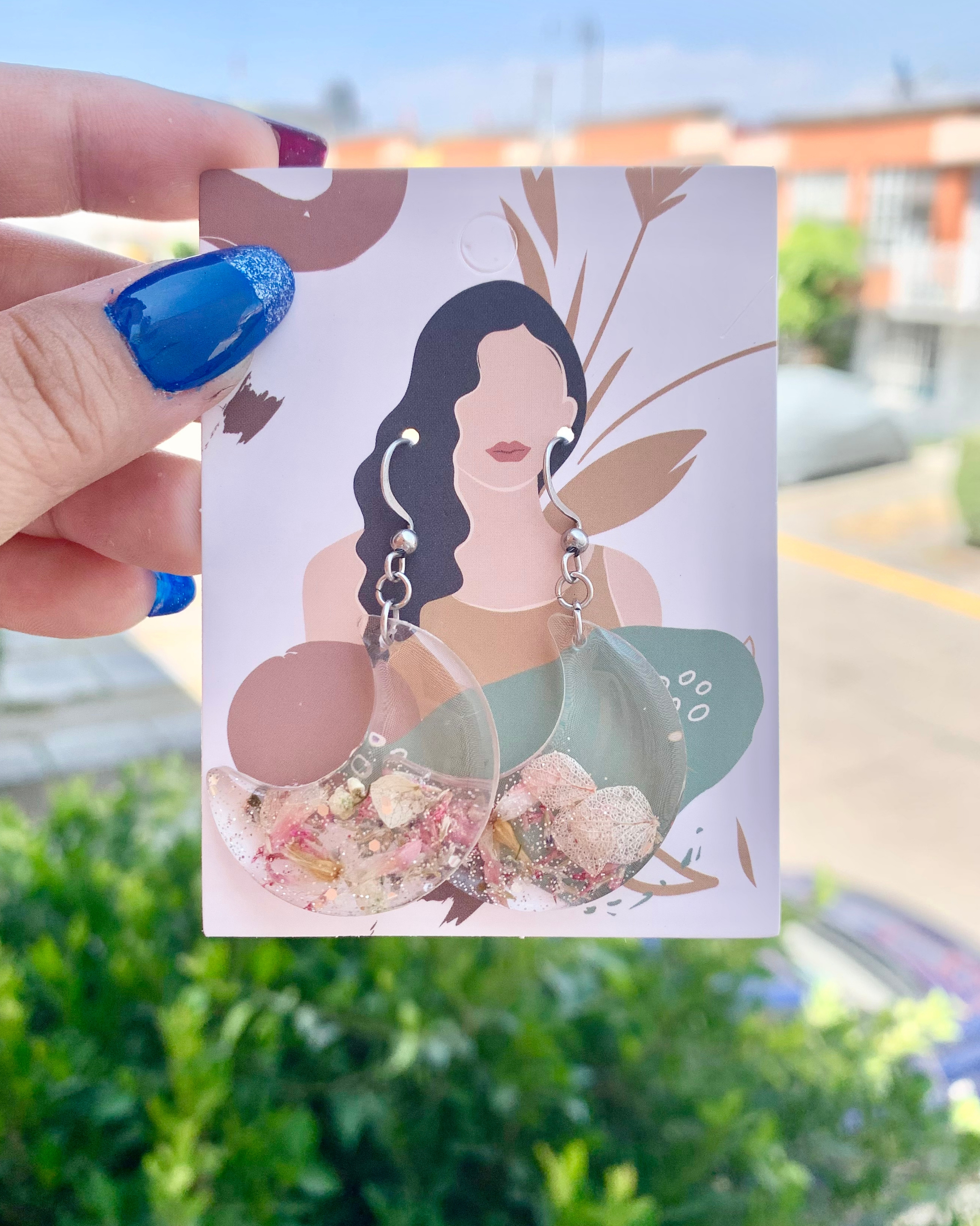 Pendientes de Luna con flor