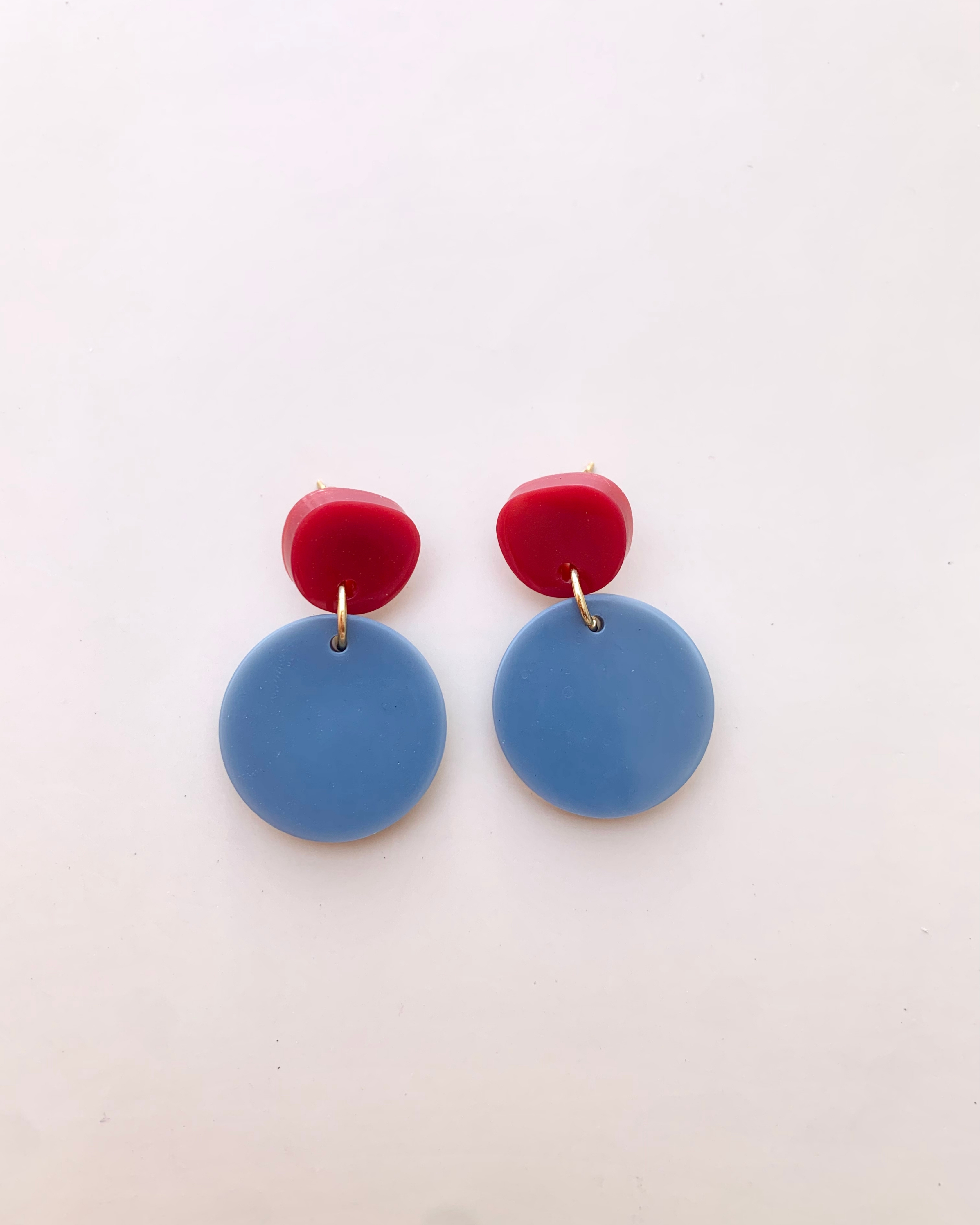 Pendientes colgantes de colores