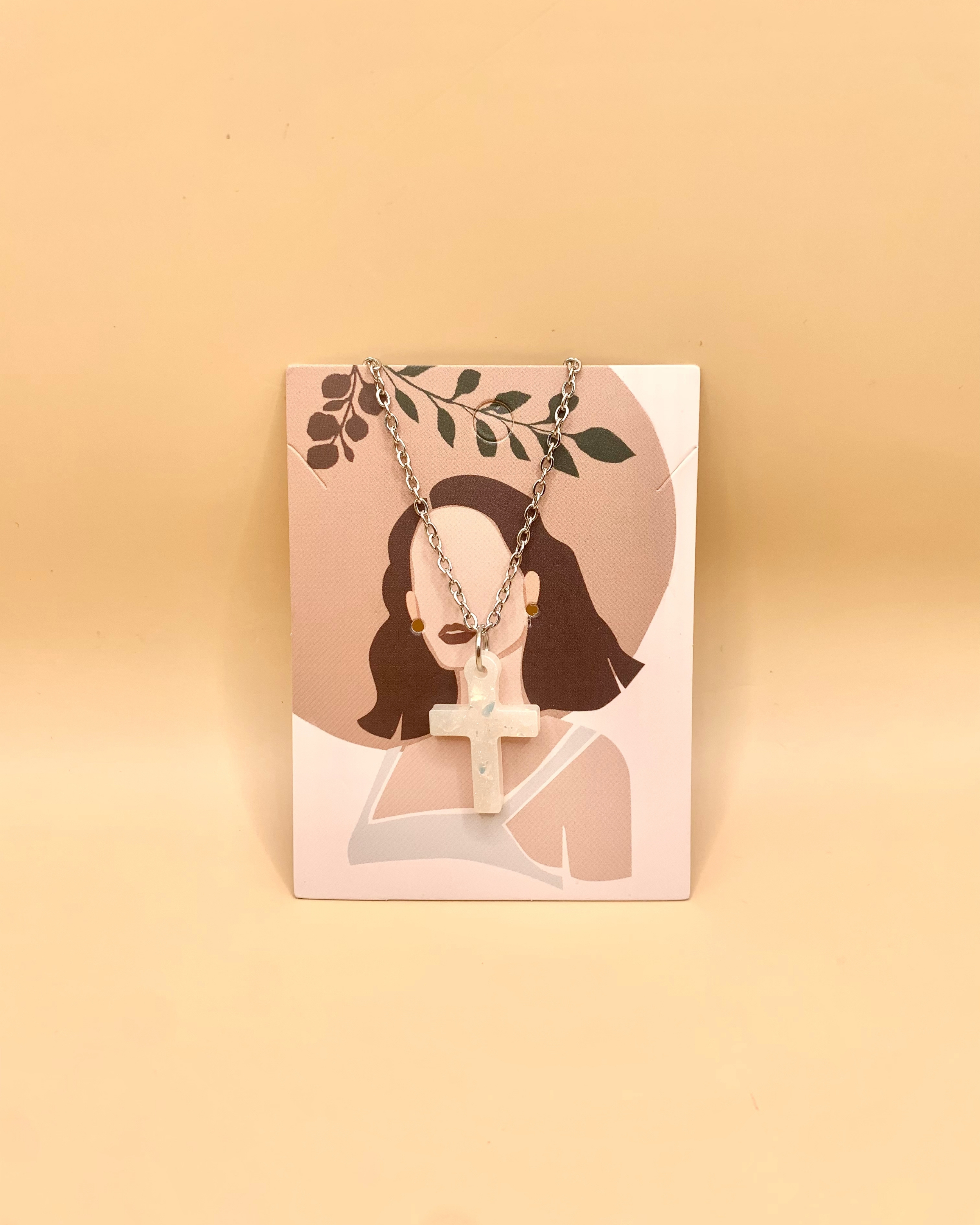 Collar con colgante de cruz (color personalizable)