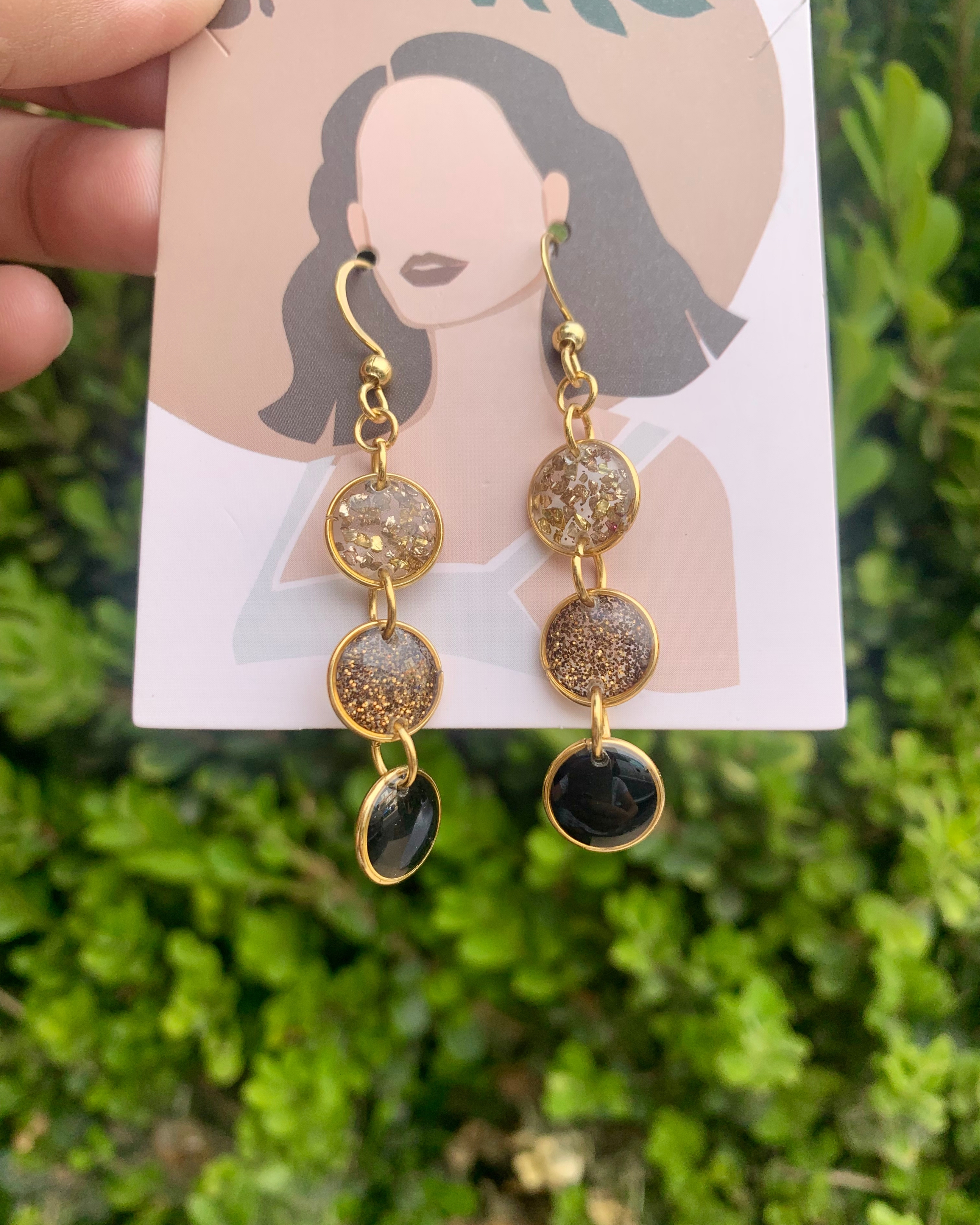 Pendientes de colgante en tonos negros