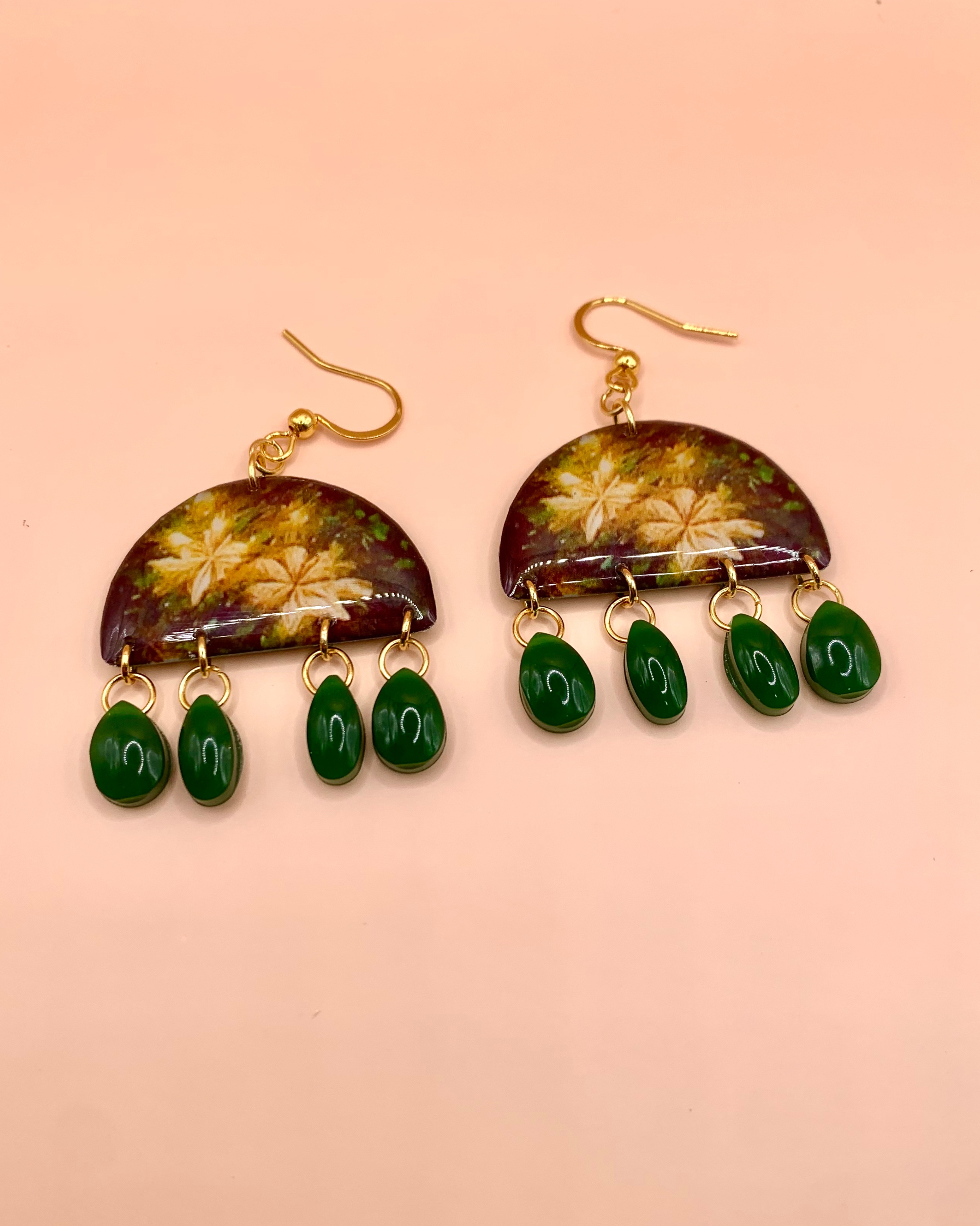 Pendientes de diseño floral