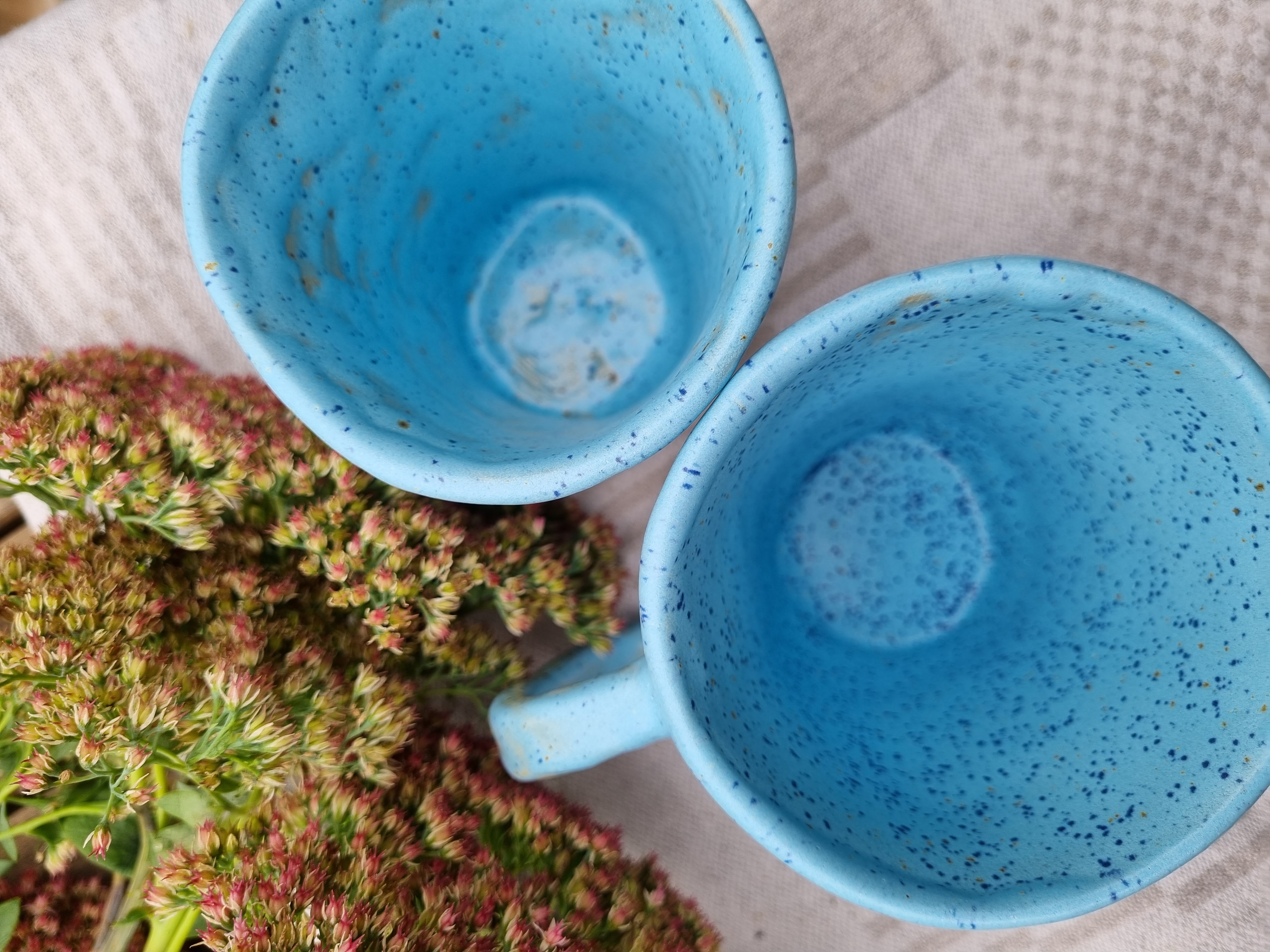 Puodelis "Mėlyna spurga"