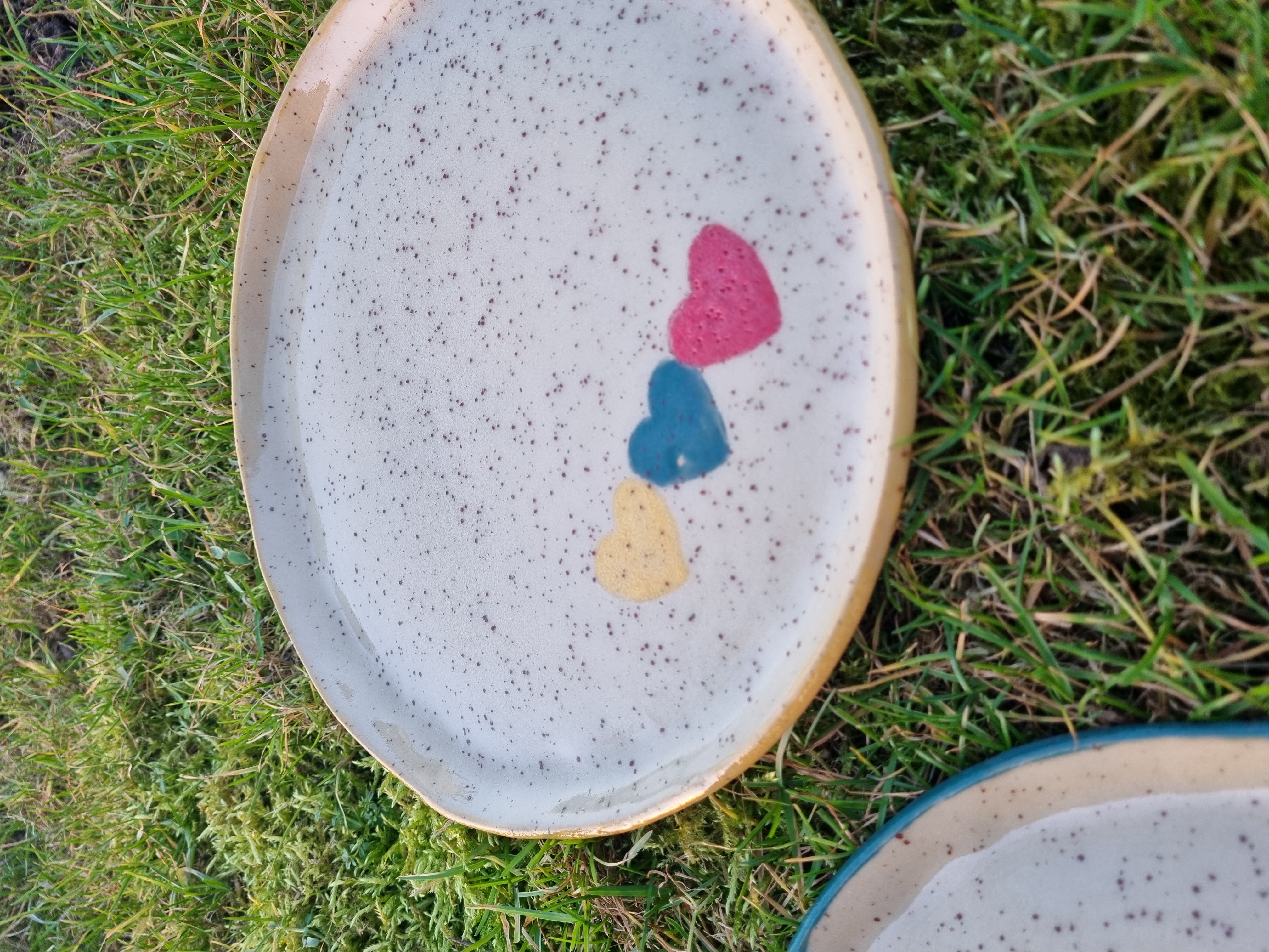 Lėkštė "Lietuva" su taškeliais