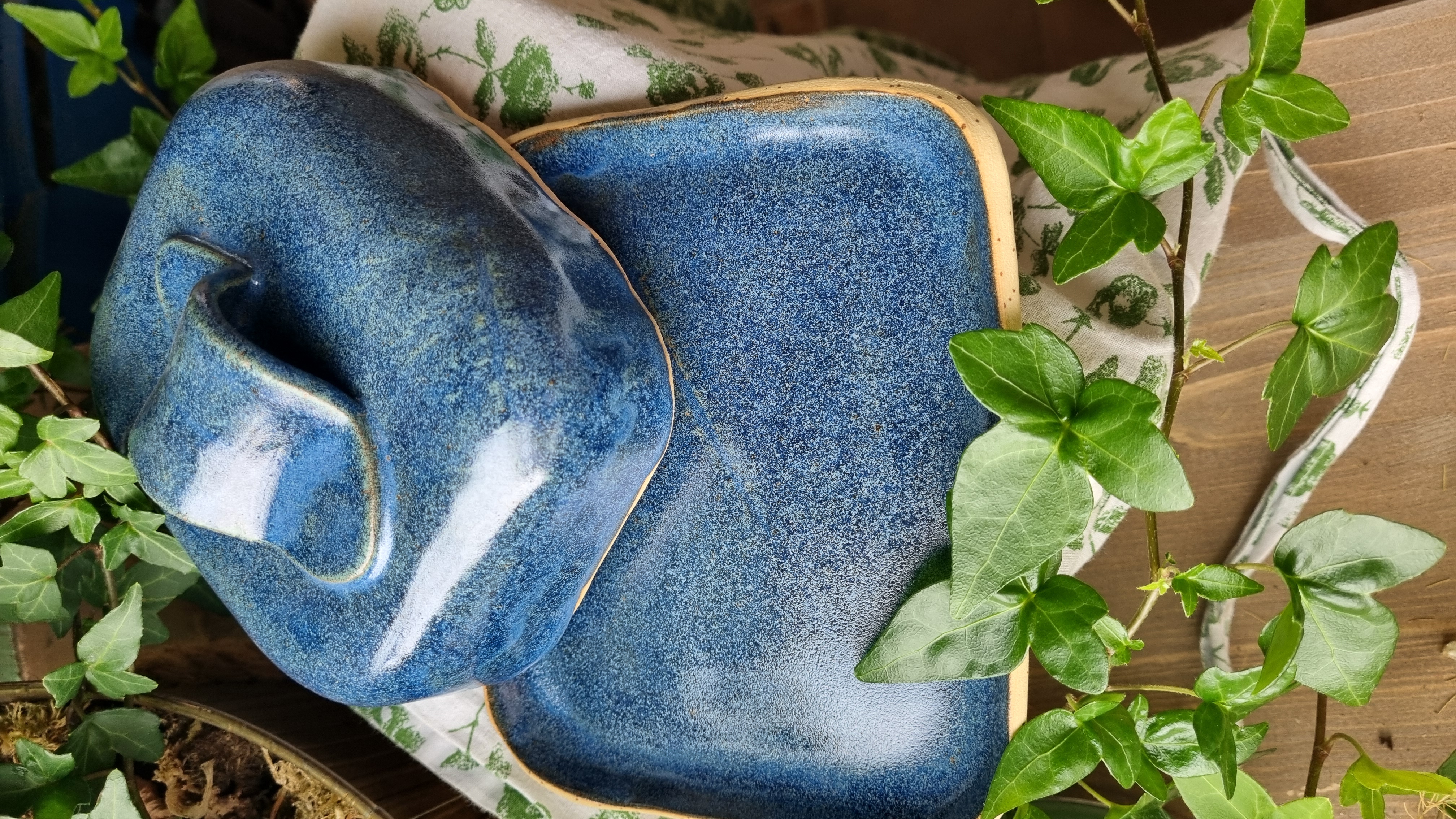 Sviestinė su lapeliu