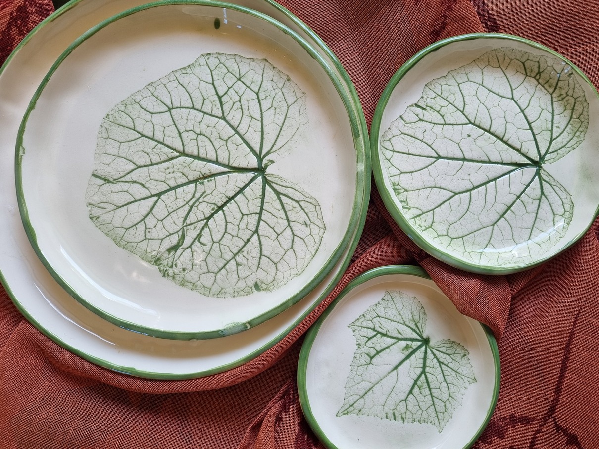 Lėkščių komplektas "Lapai"