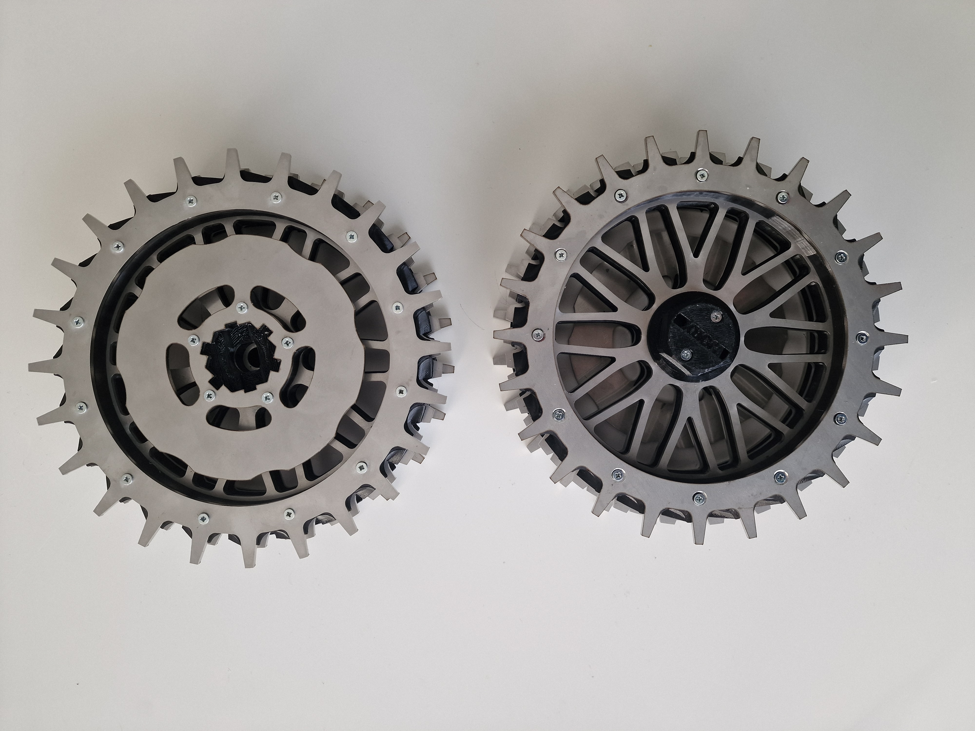 Padidinto pravažumo ratai vejos robotui WORX Landroid