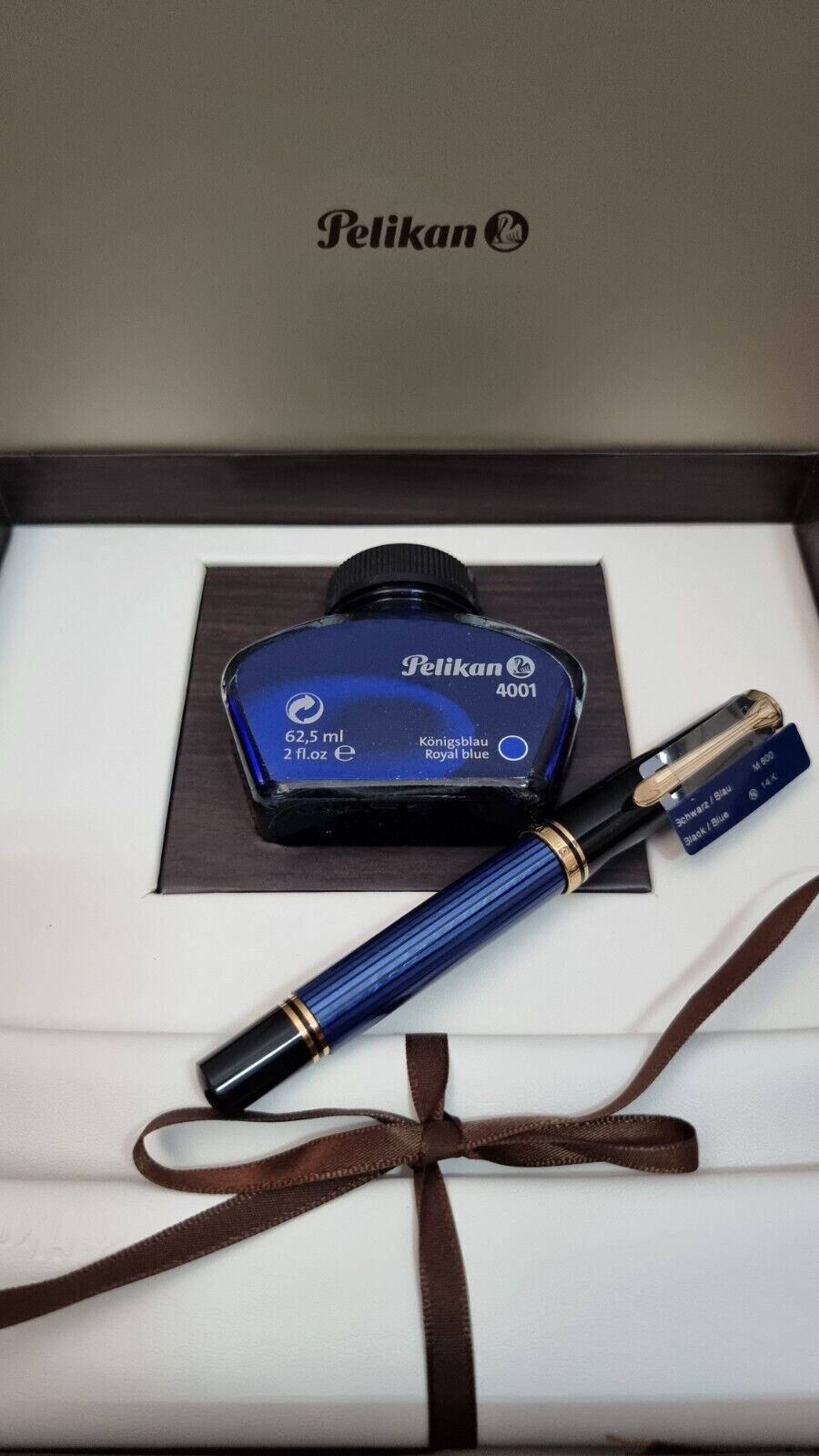 Pelikan M600 Blue TRANSLUCENT 14K Gold nib GS5 Gift Box and Ink Set