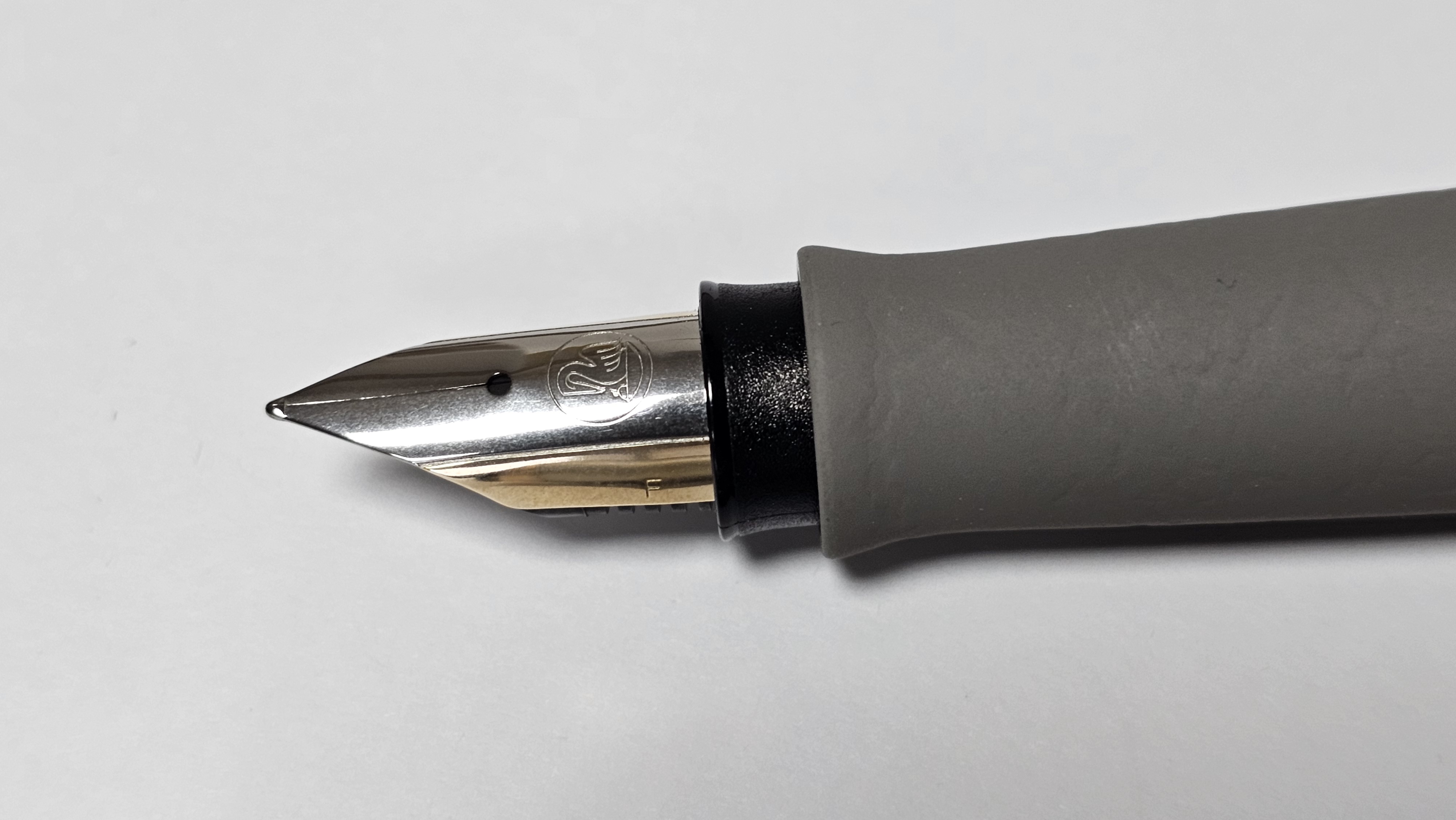 Pelikan Fountain Pen Granite Silver P363 Gold 14K Nib F