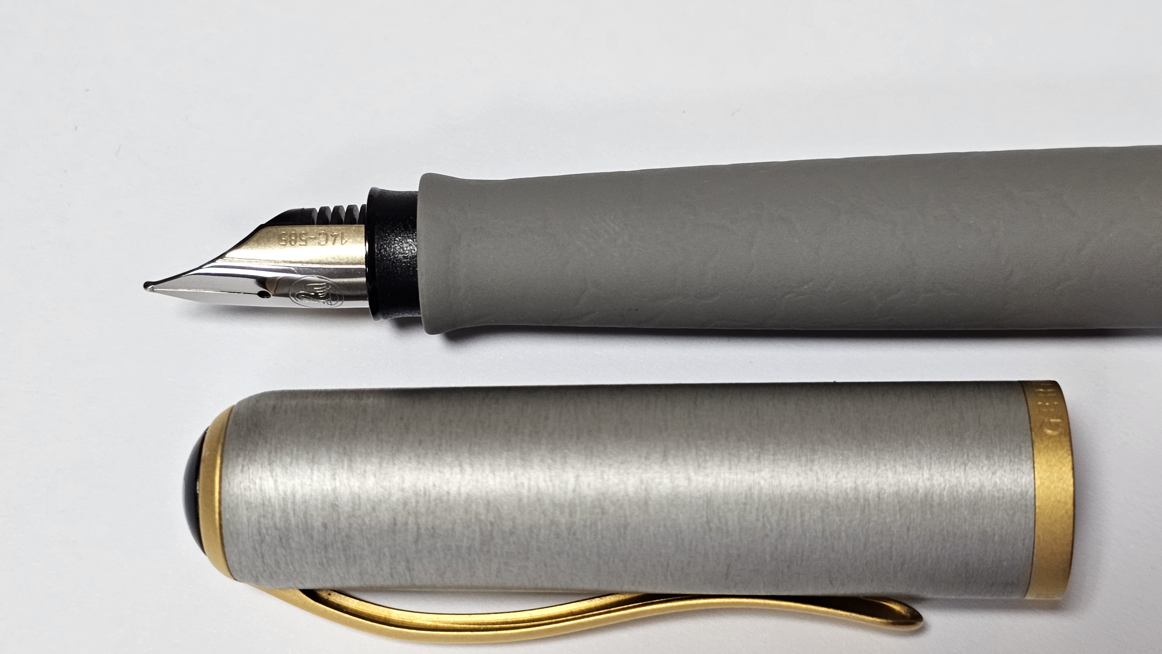 Pelikan Fountain Pen Granite Silver P363 Gold 14K Nib F