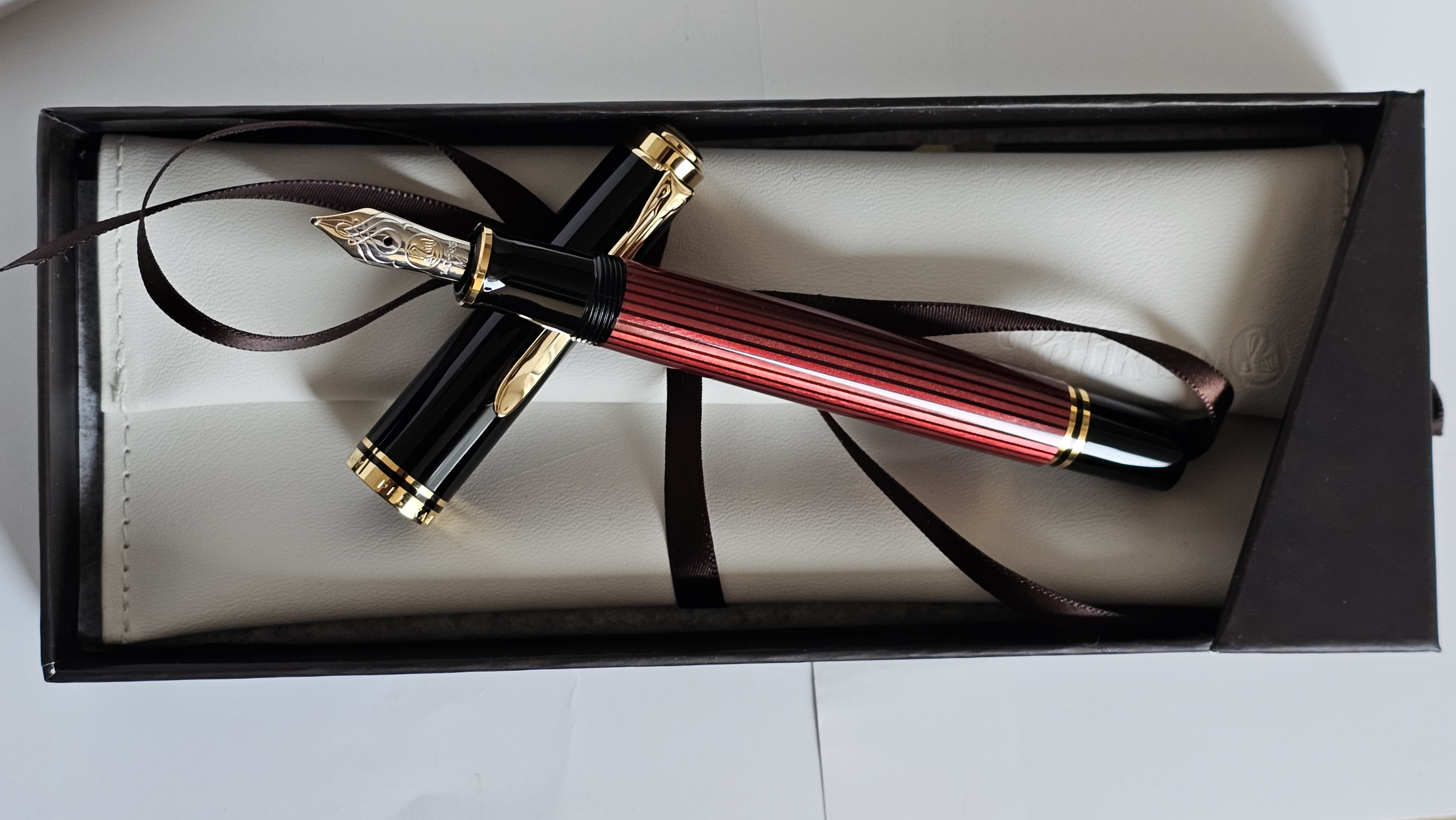NOS Pelikan M600 fountain pen red stripes TRANSLUCENT barrel
