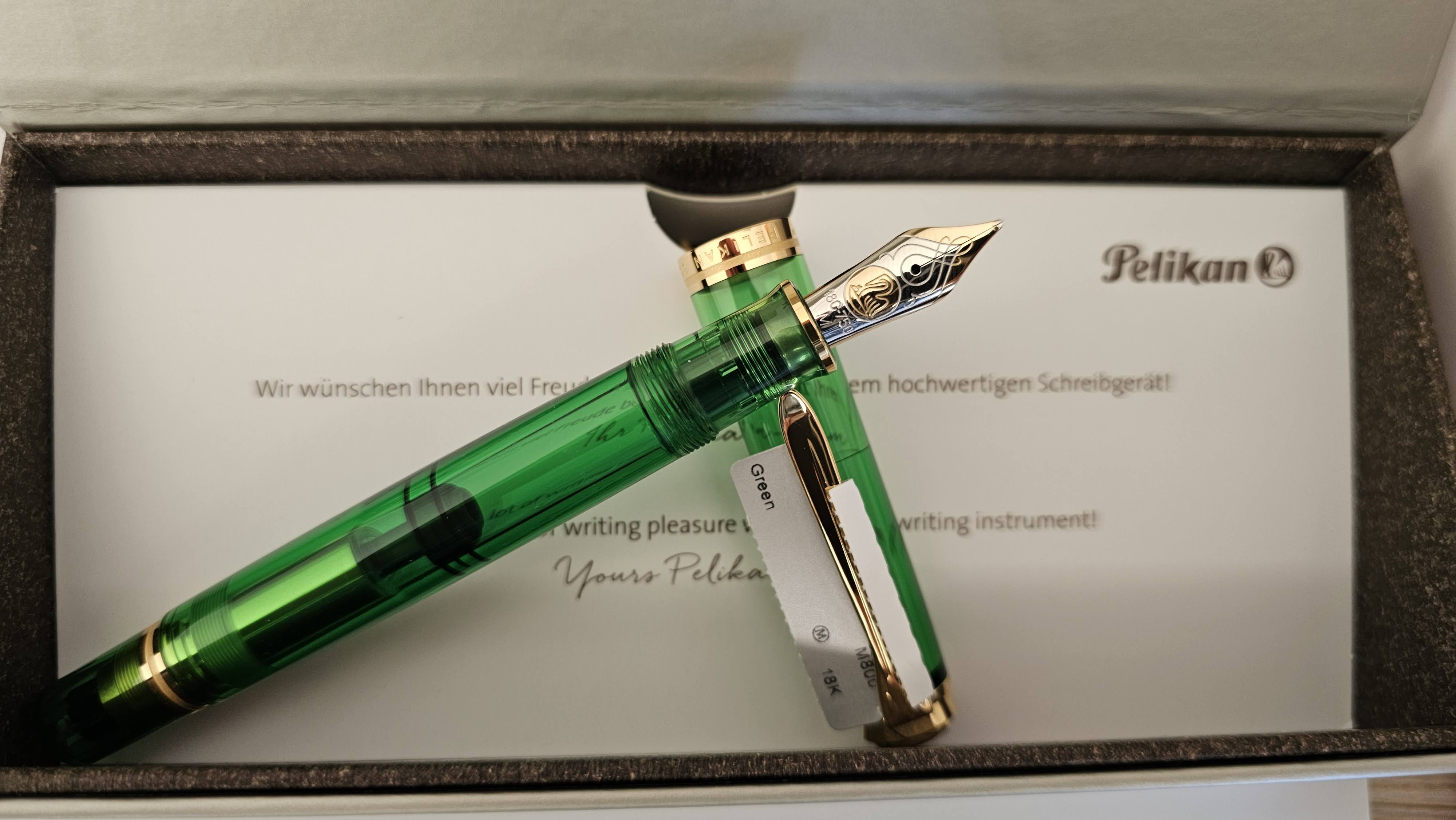 Pelikan M800 Green Demonstrator Special Edition 18K two tone gold nib