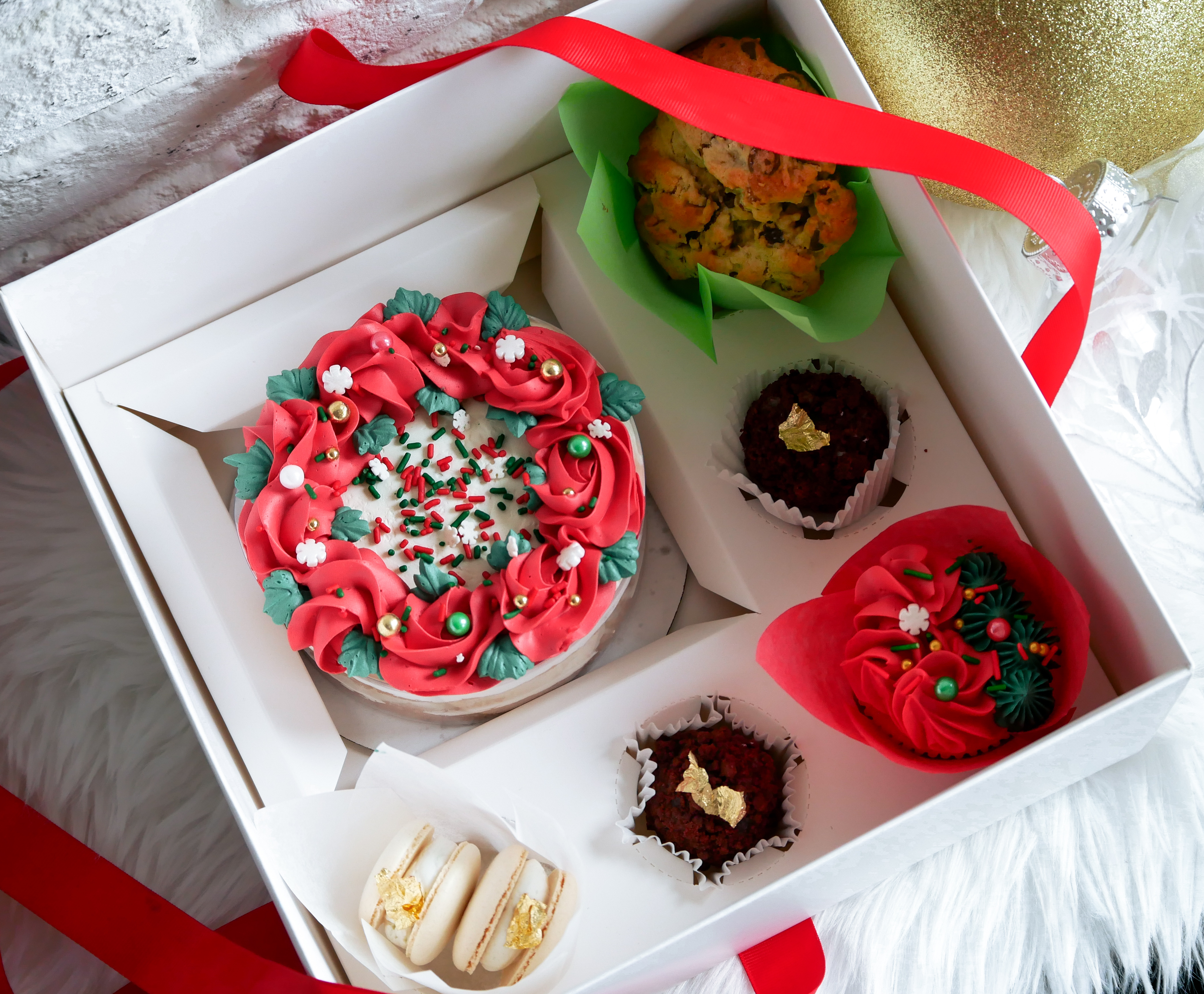 Premium Holiday Treat Box