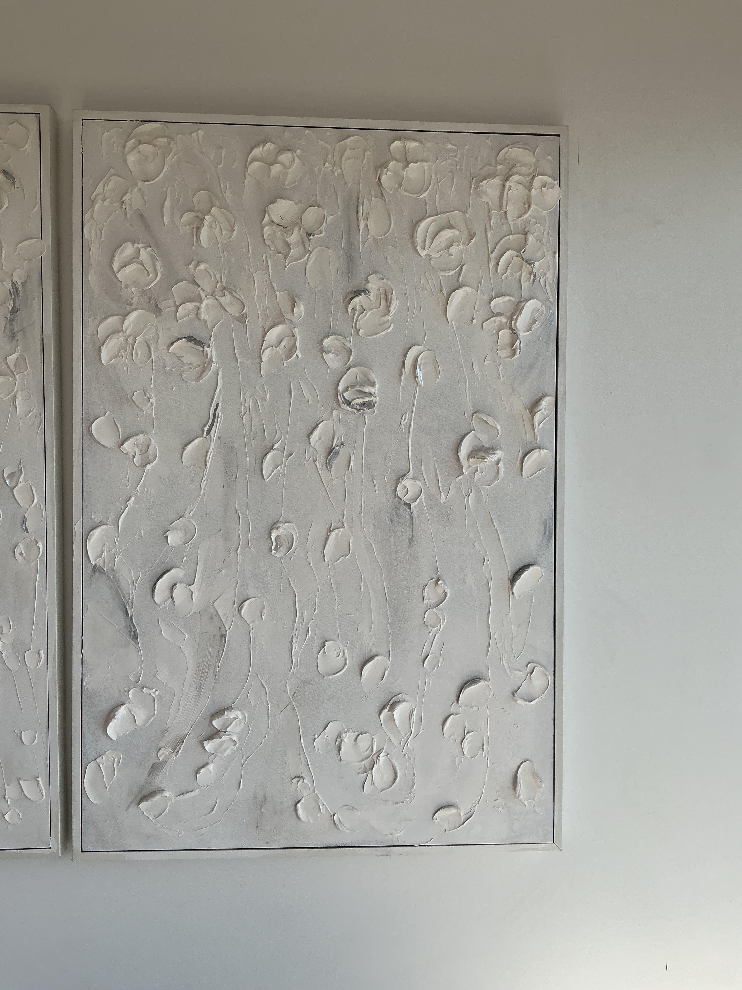 ABSTRACT ART SNOW WHITE