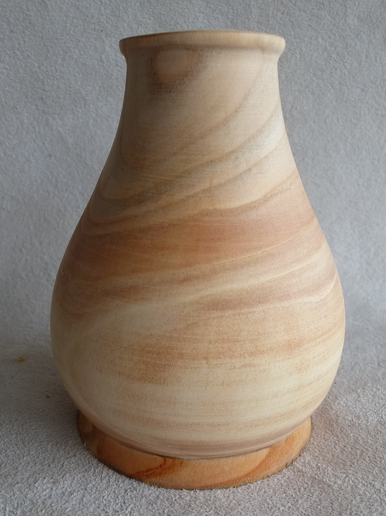 vase en pêcher brut