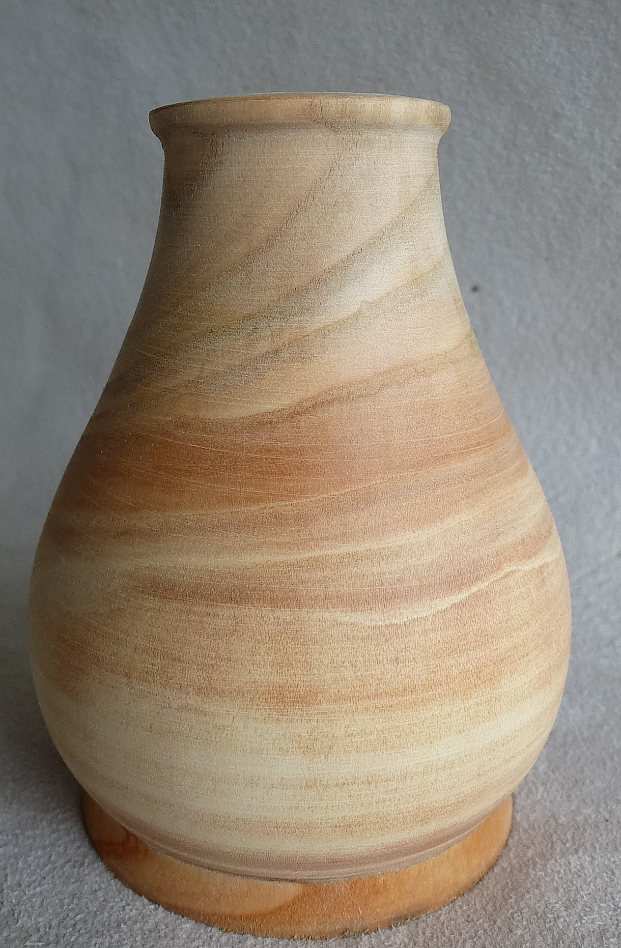 vase en pêcher brut