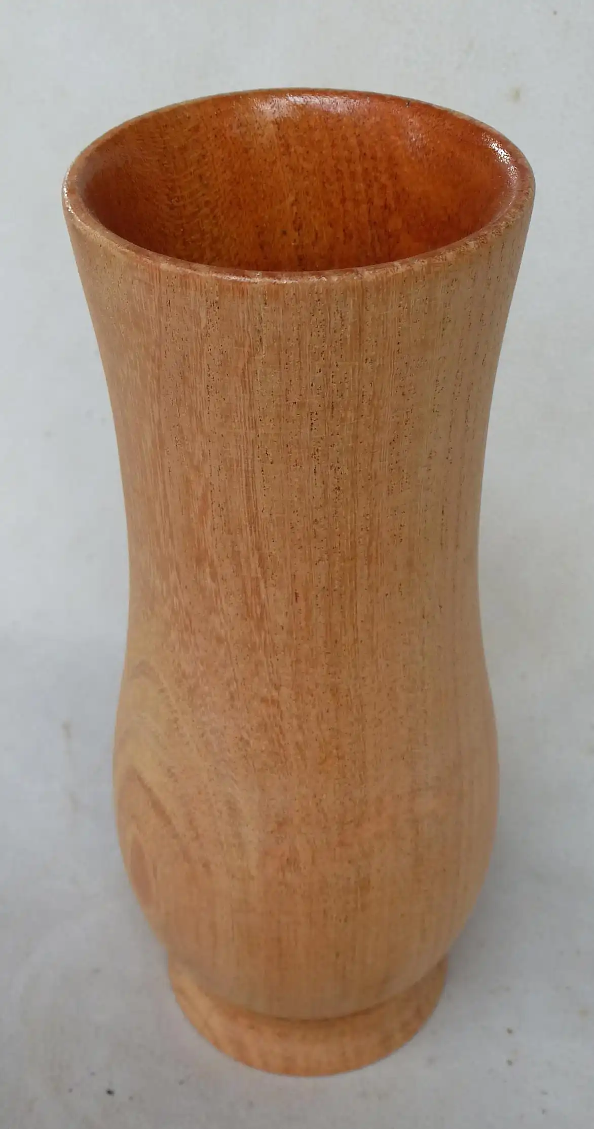 vase en merisier