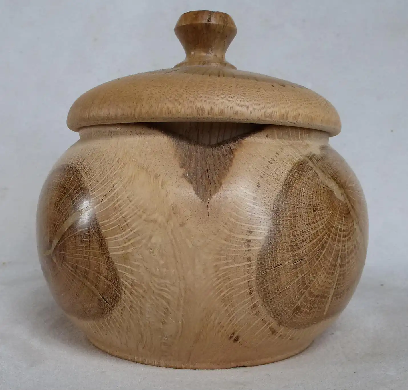 bonbonnière en chêne