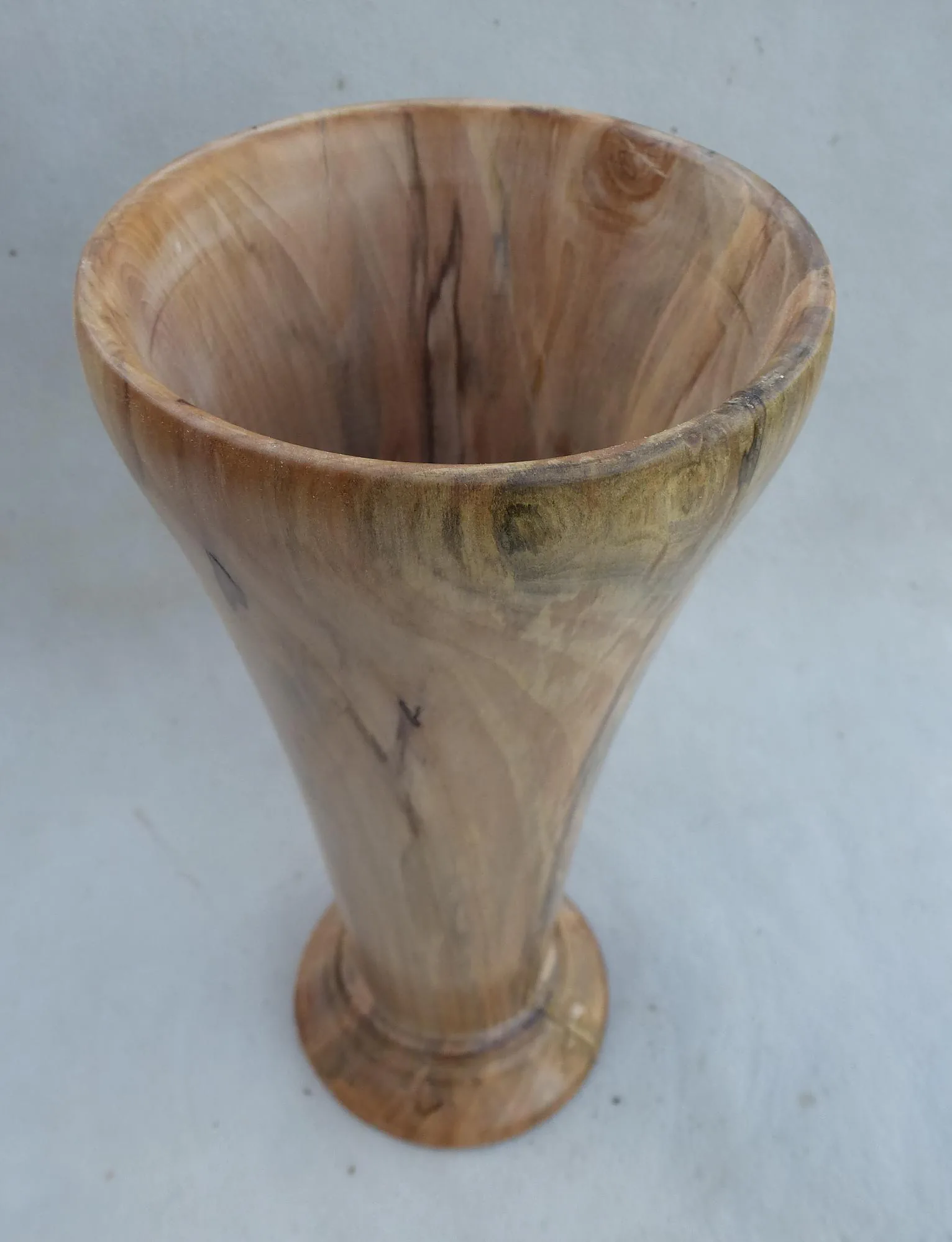 vase en pommier ouvert