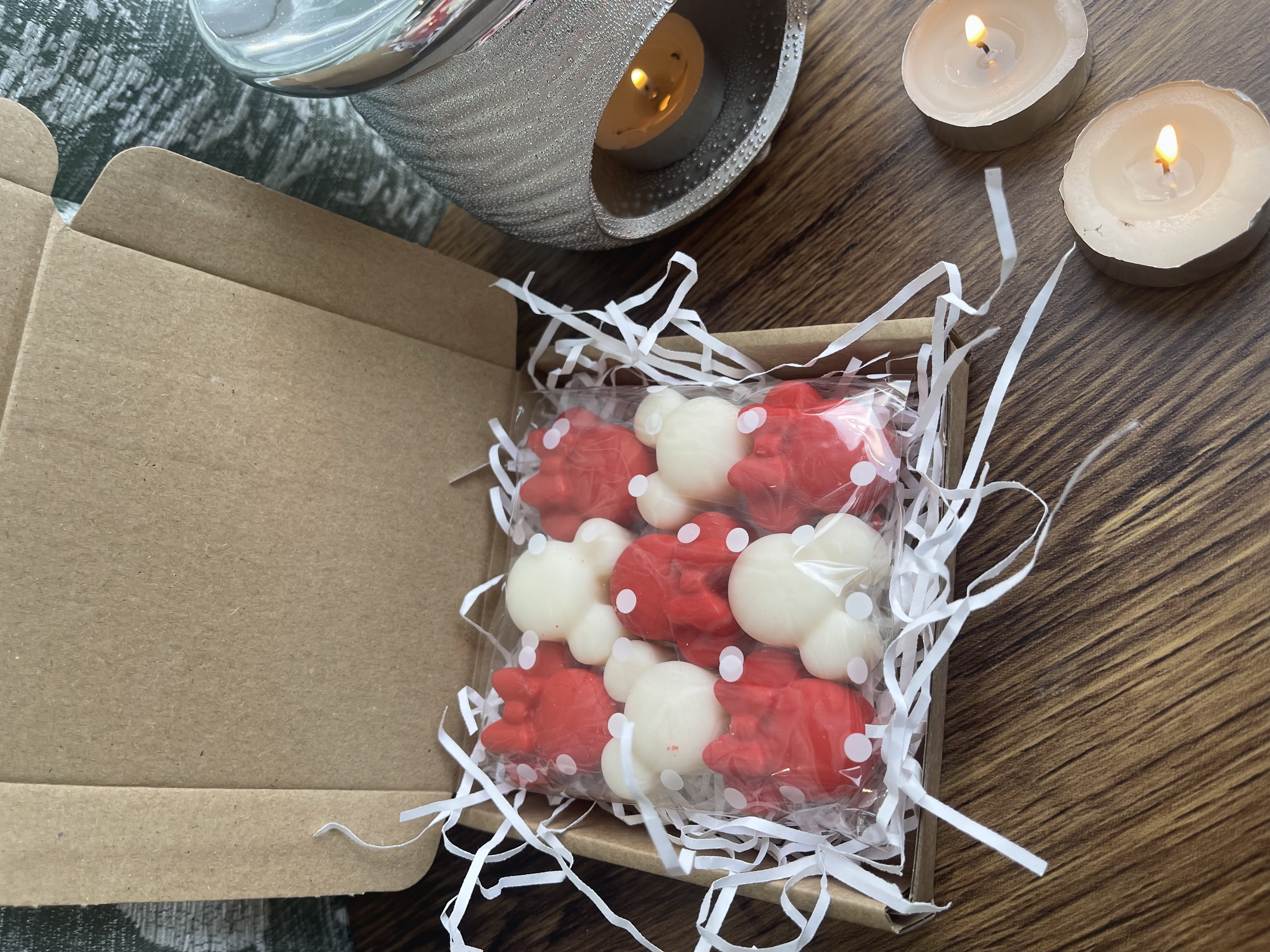 Mickey and Minnie Inspired Wax Melts - Red & White