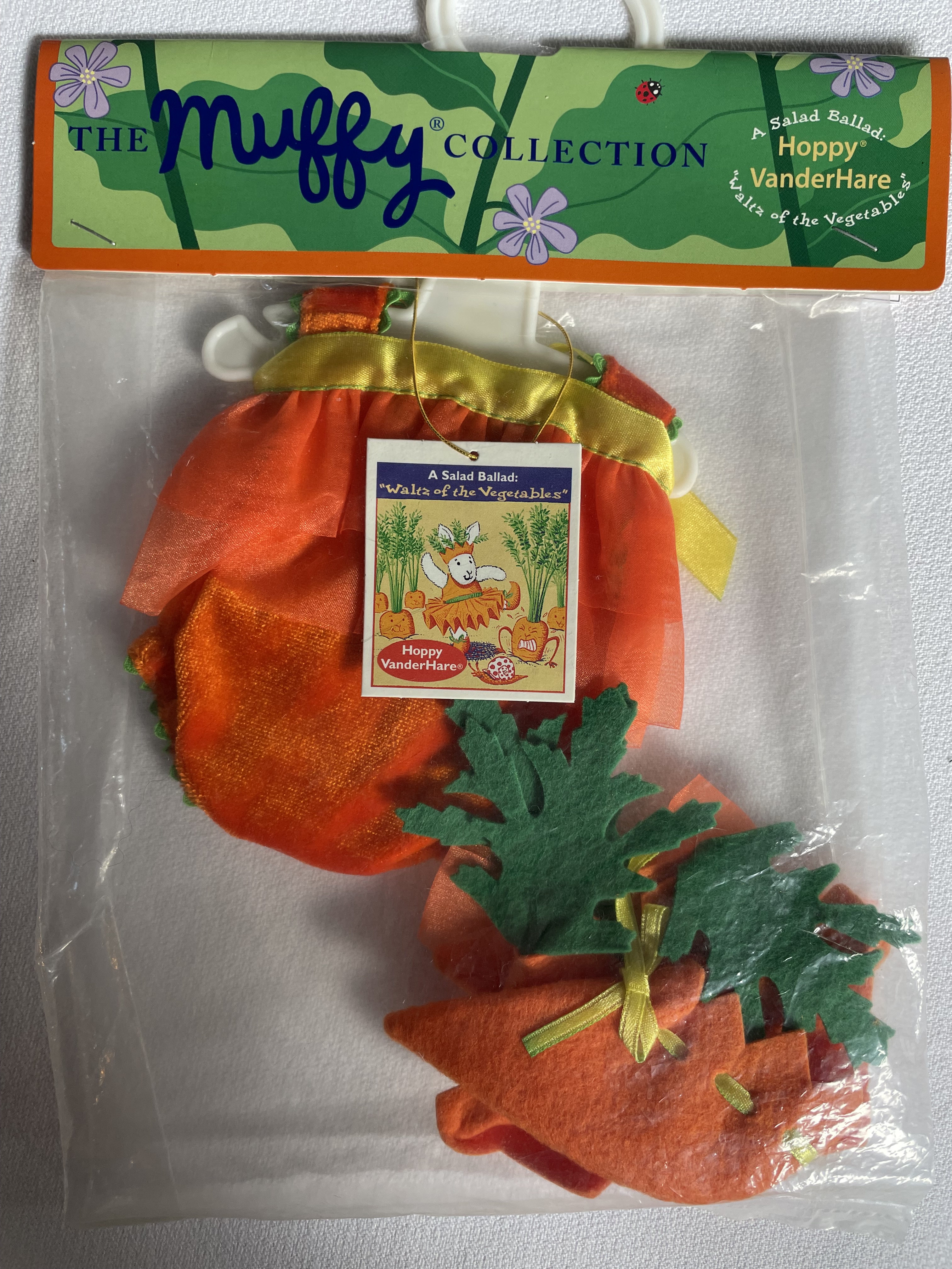 (A) Salad Ballad: Waltz of the Vegetables HOPPY Outfit