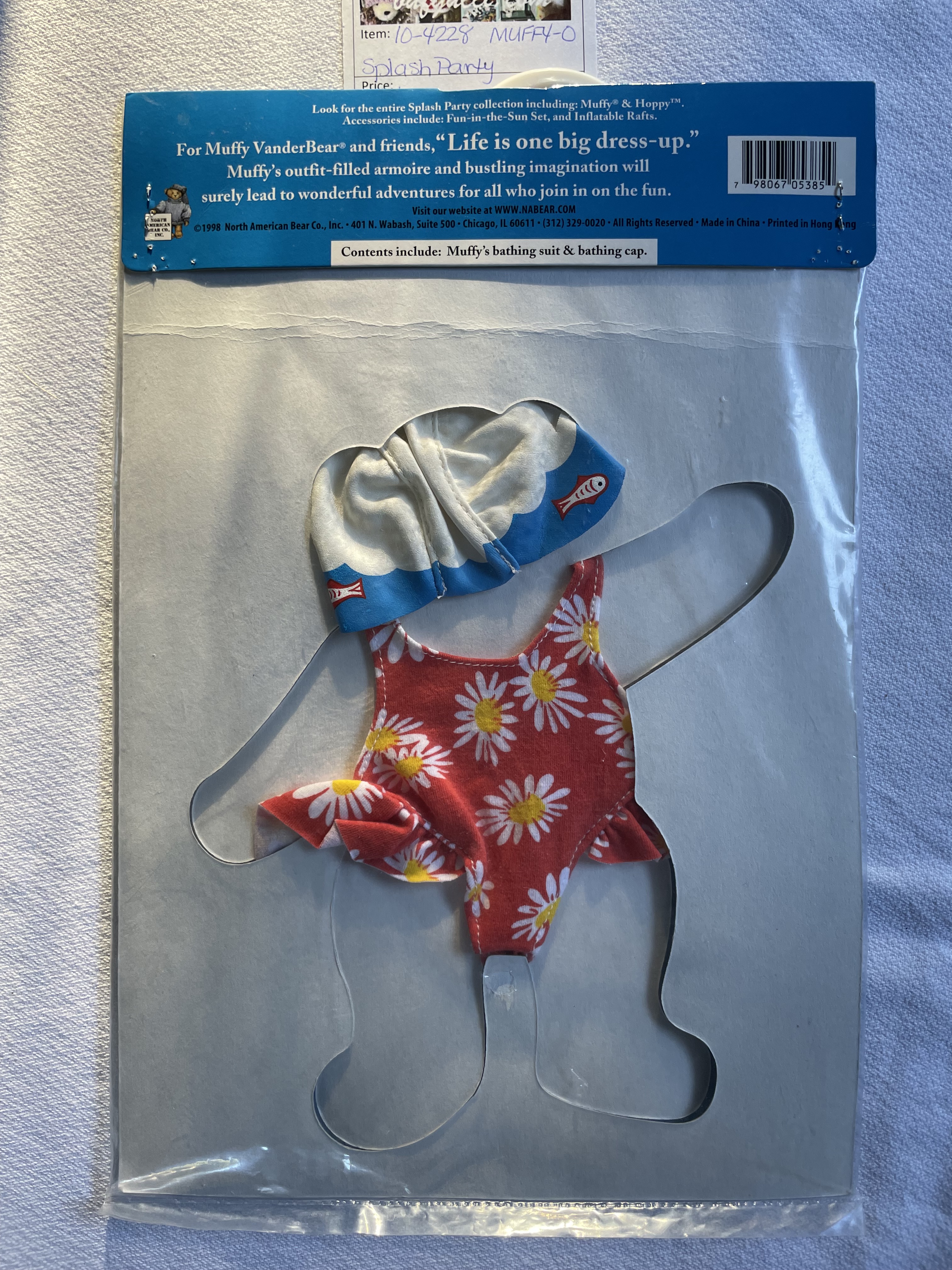Splash Party: Fun in the Sun MUFFY Outfit