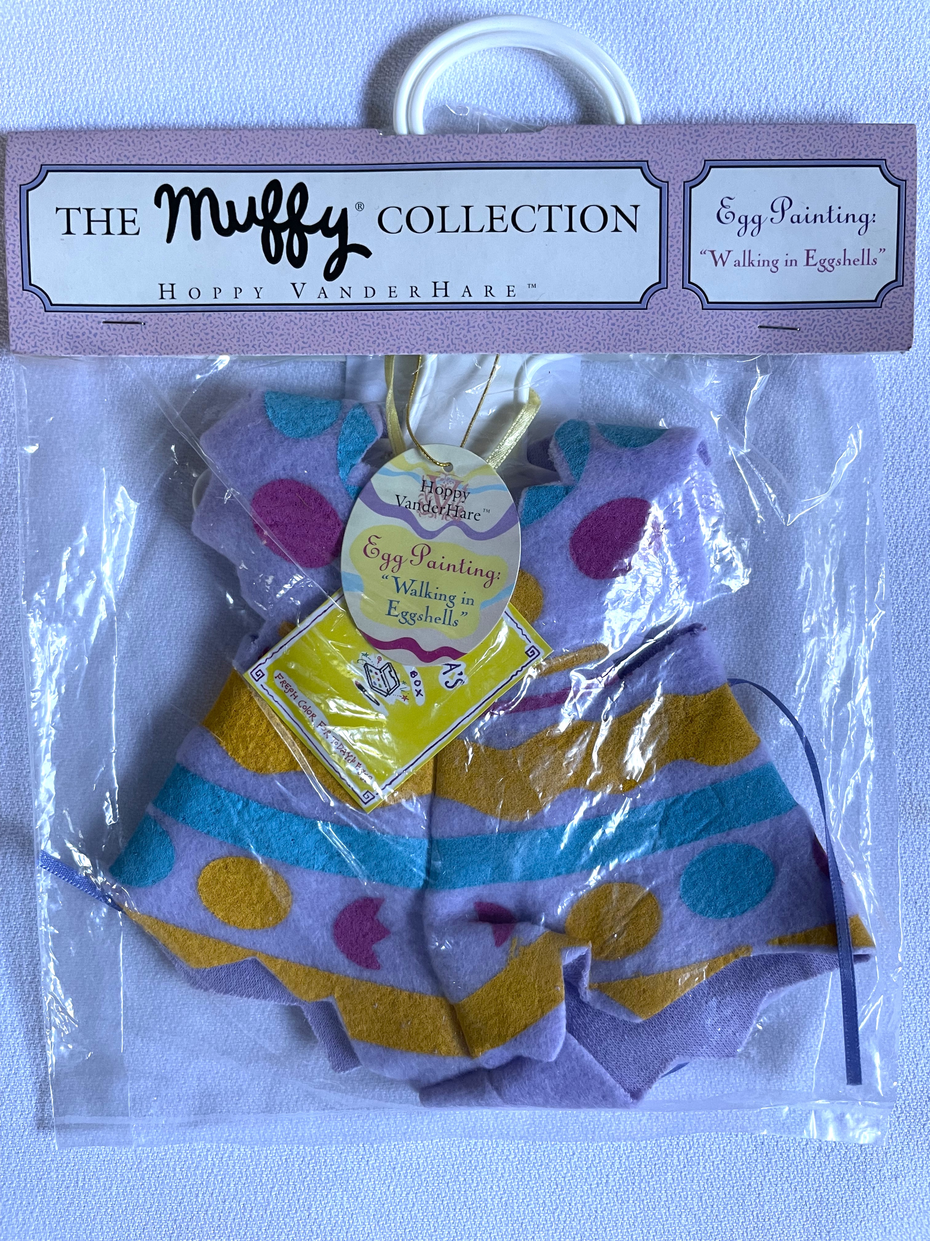 Egg Painting: Walking in Eggshells HOPPY Outfit