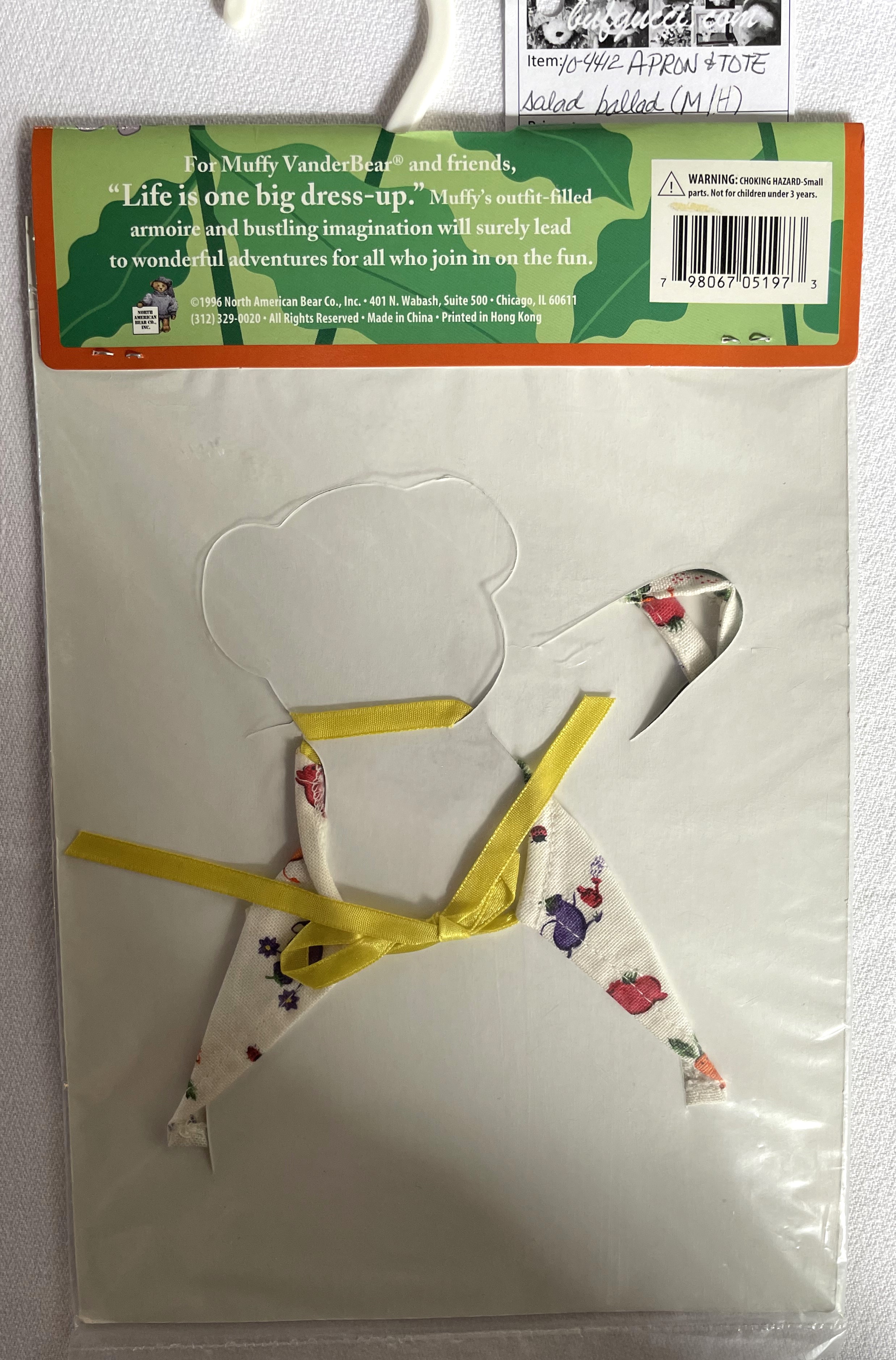 (A) Salad Ballad: Waltz of the Vegetables Apron and Tote Set MUFFY Outfit
