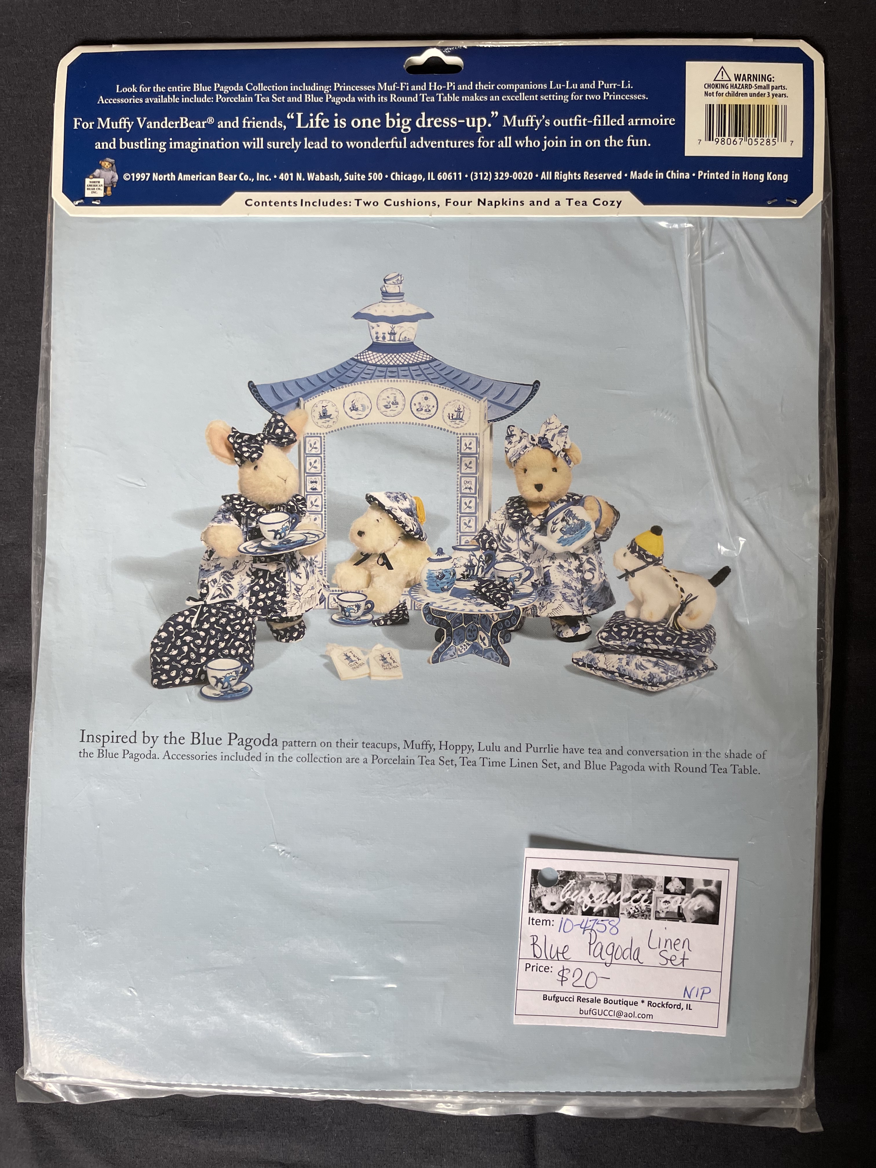 (The) Blue Pagoda: All The Tea in China "Tea Time Linen Set" MUFFY Accessory