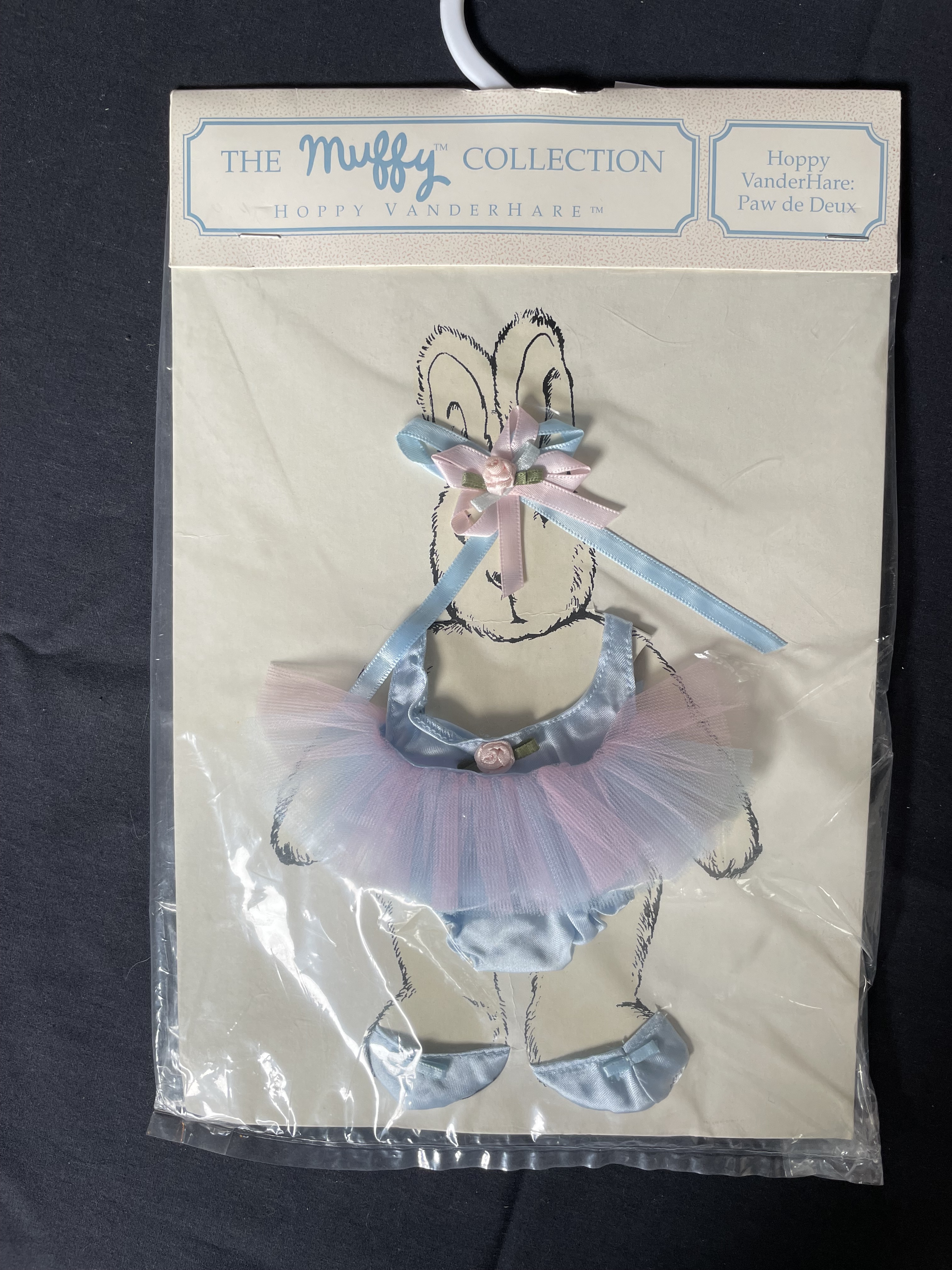 Paw de Deux HOPPY Outfit