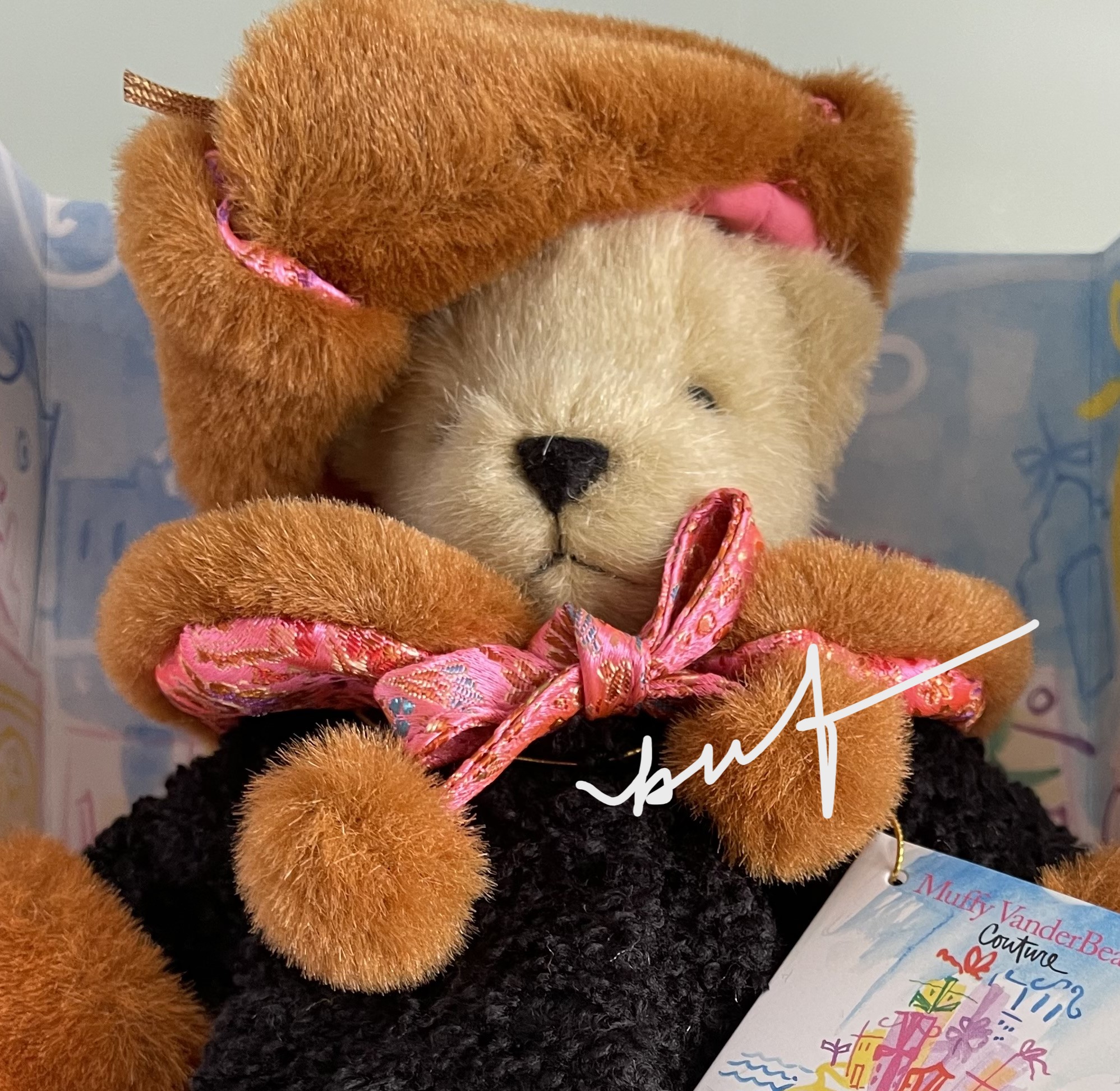 MUFFY 5th AVENUE SHOPPER