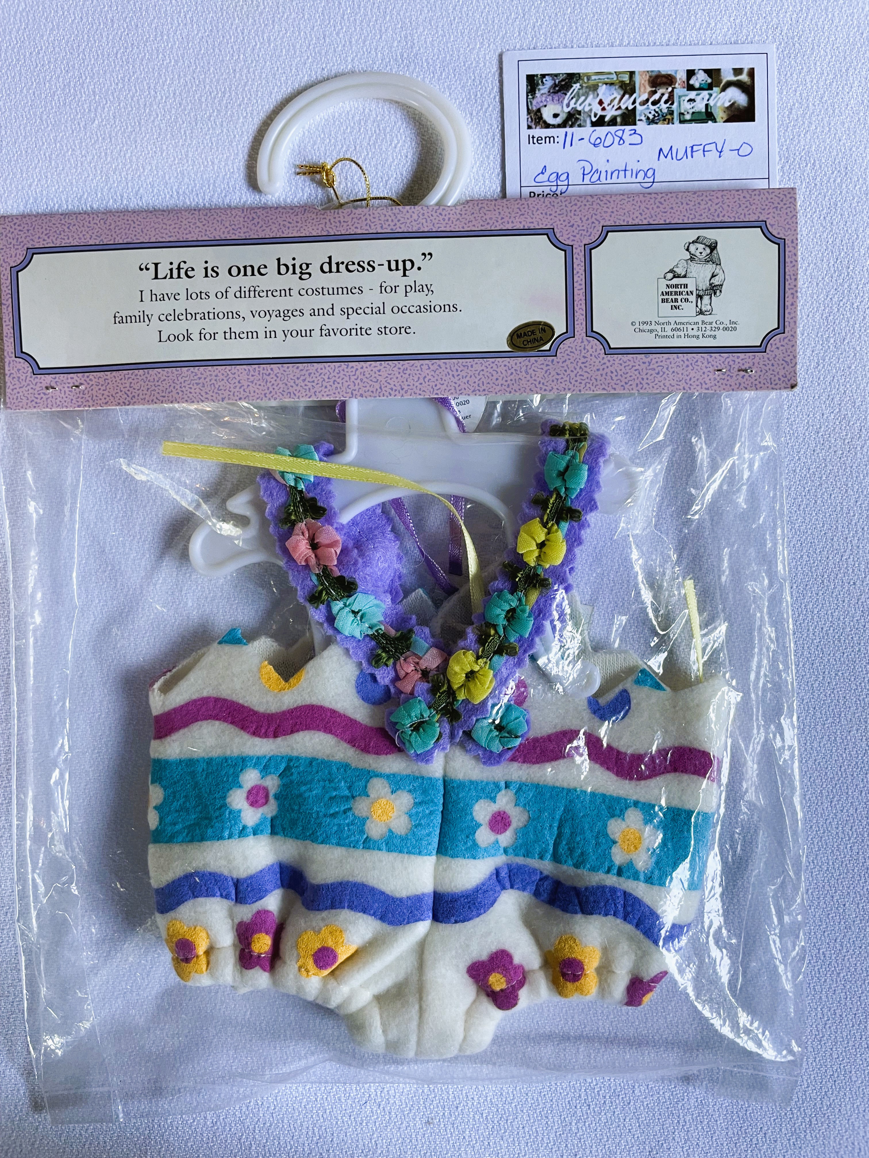 Egg Painting: Walking in Eggshells MUFFY Outfit