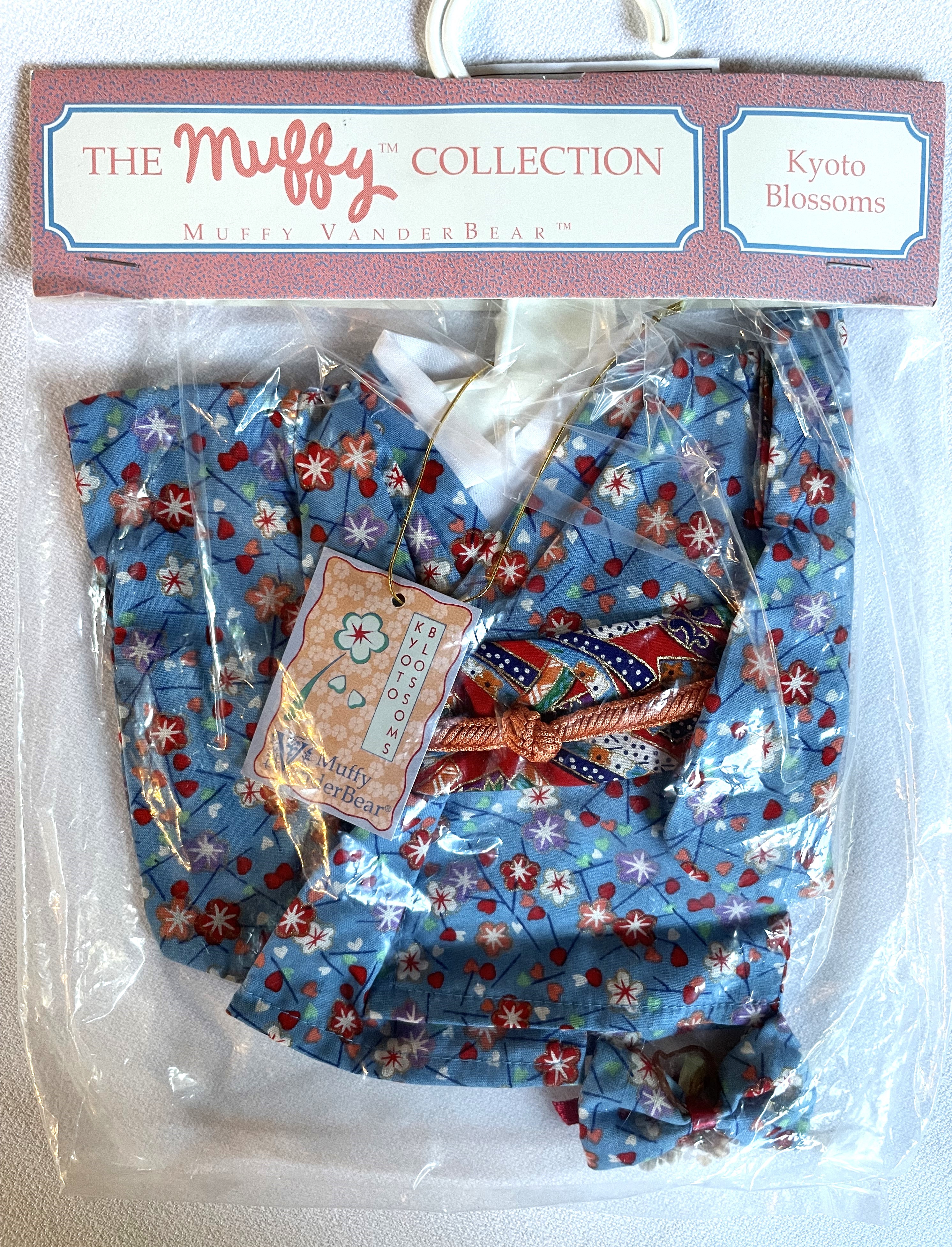 Kyoto Blossoms MUFFY Outfit